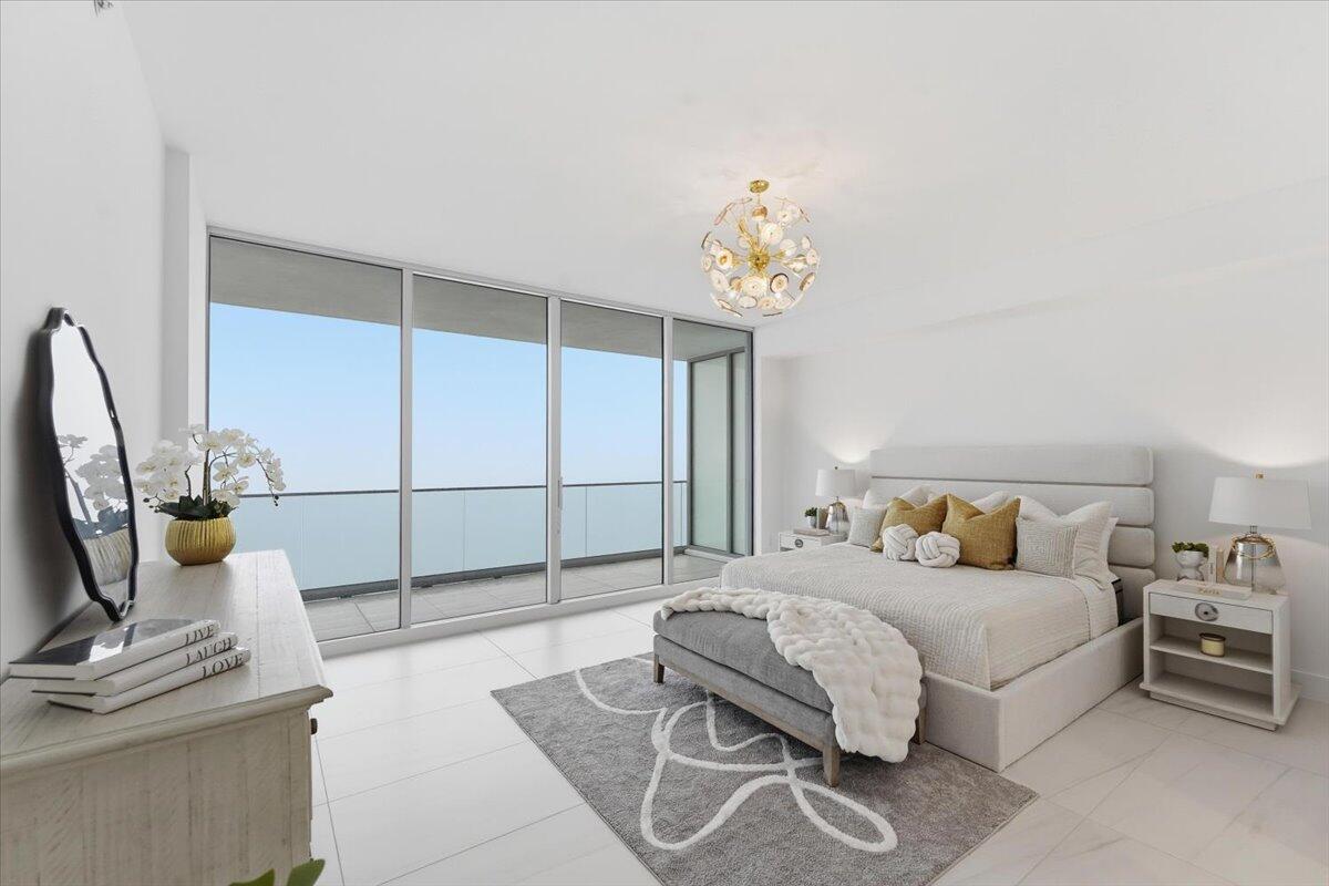 LAUDER DEL MAR - Residential