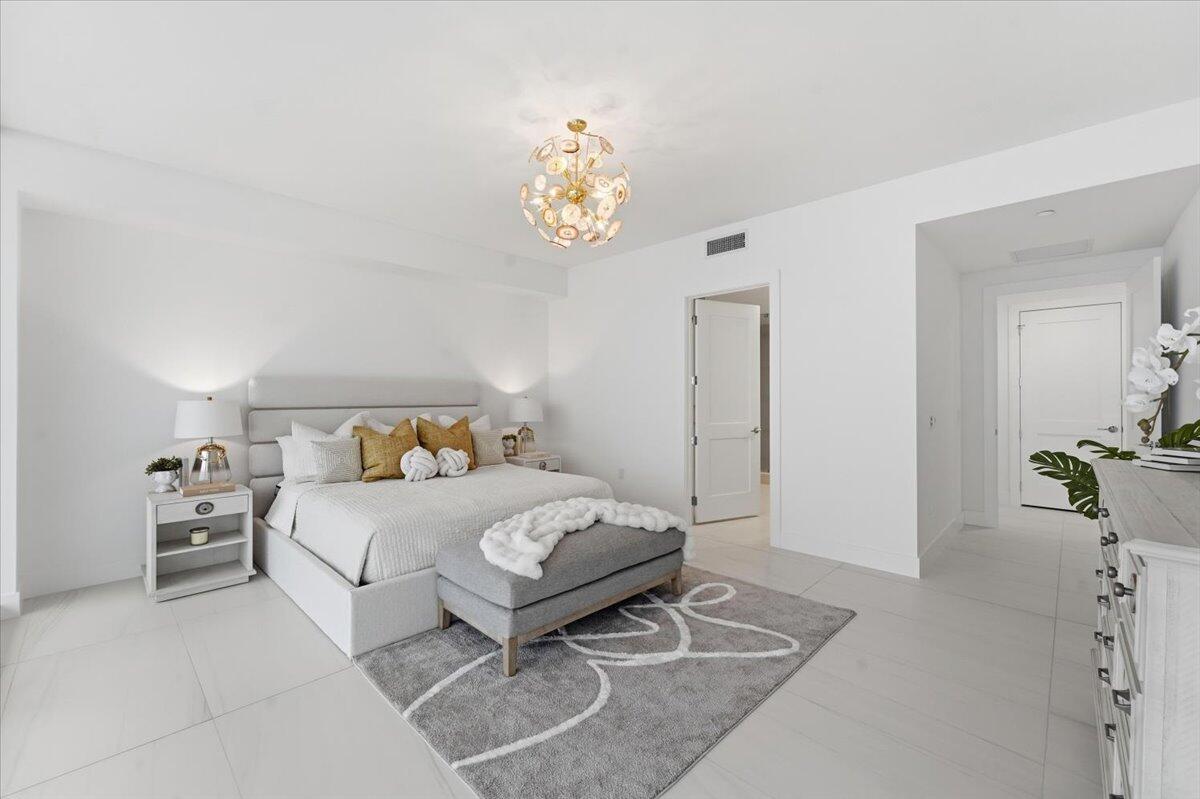 LAUDER DEL MAR - Residential