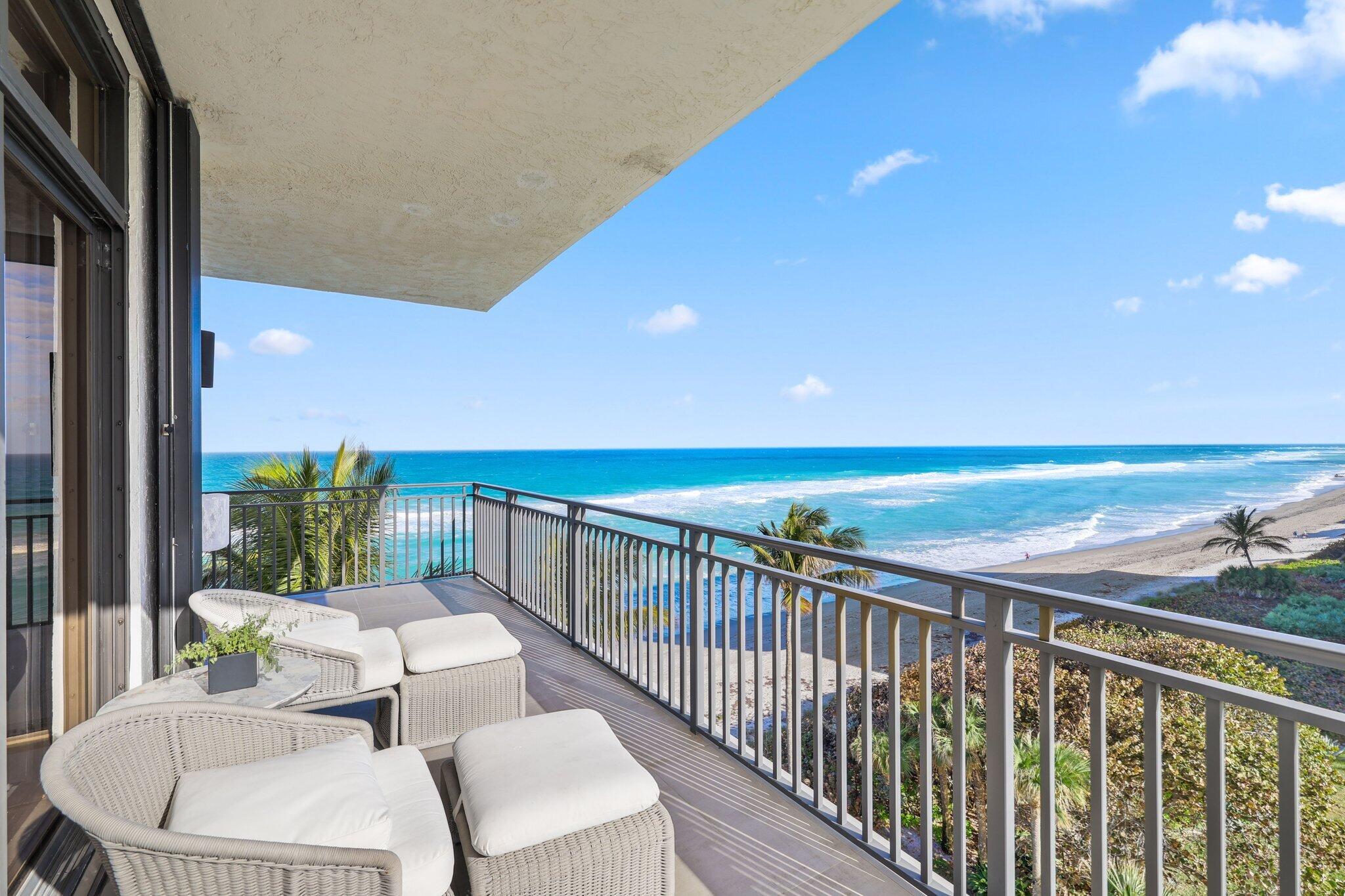 PASSAGES OF JUPITER ISLAND CONDO - Residential