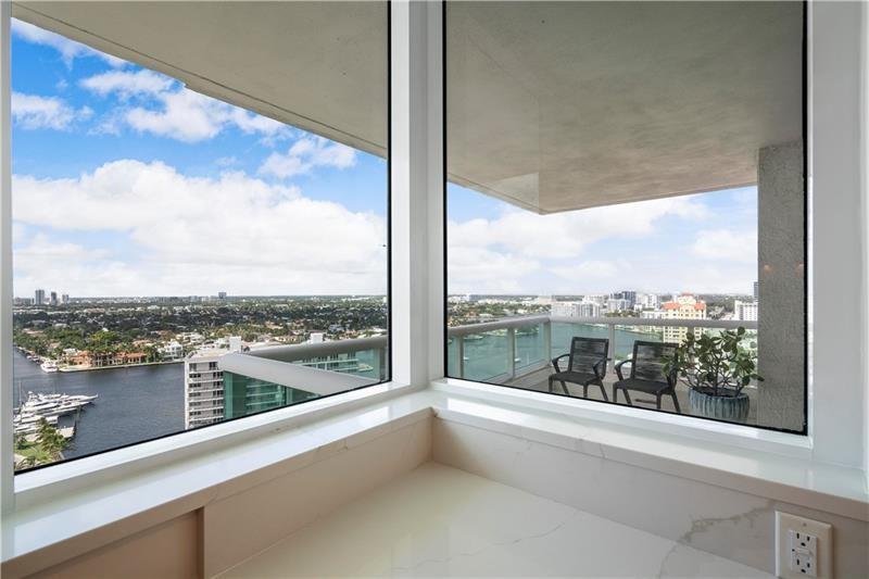 Las Olas Beach Club Condo - Residential
