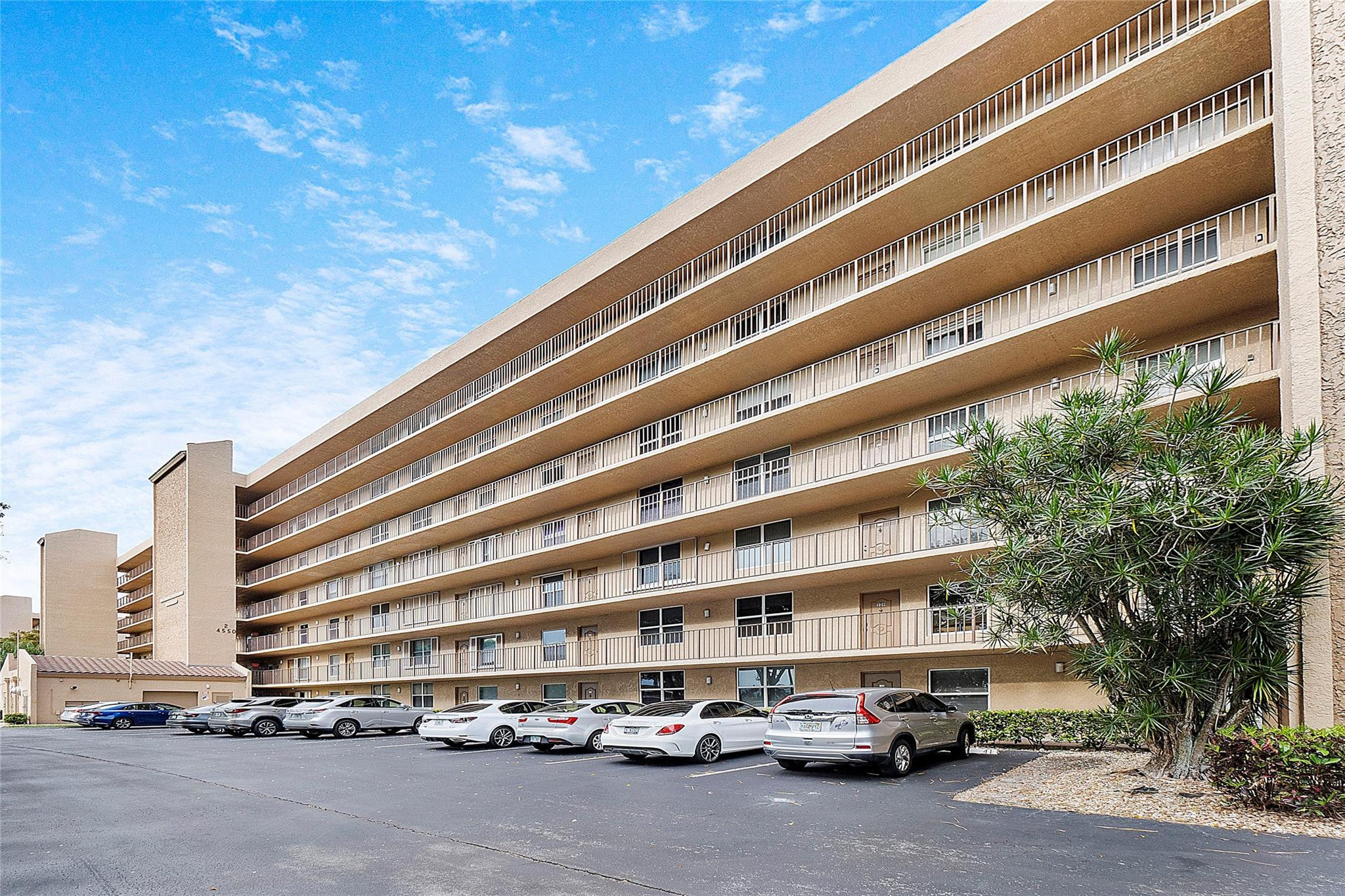 WATERS EDGE TOWERS CONDO - Residential