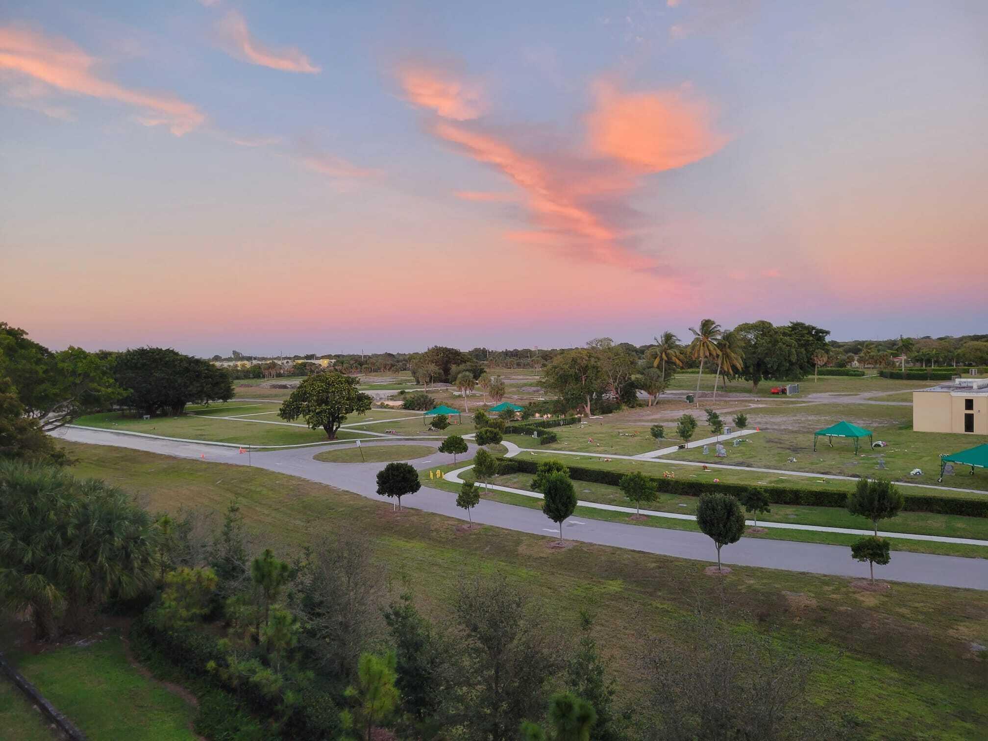 WATERS EDGE TOWERS CONDO - Residential
