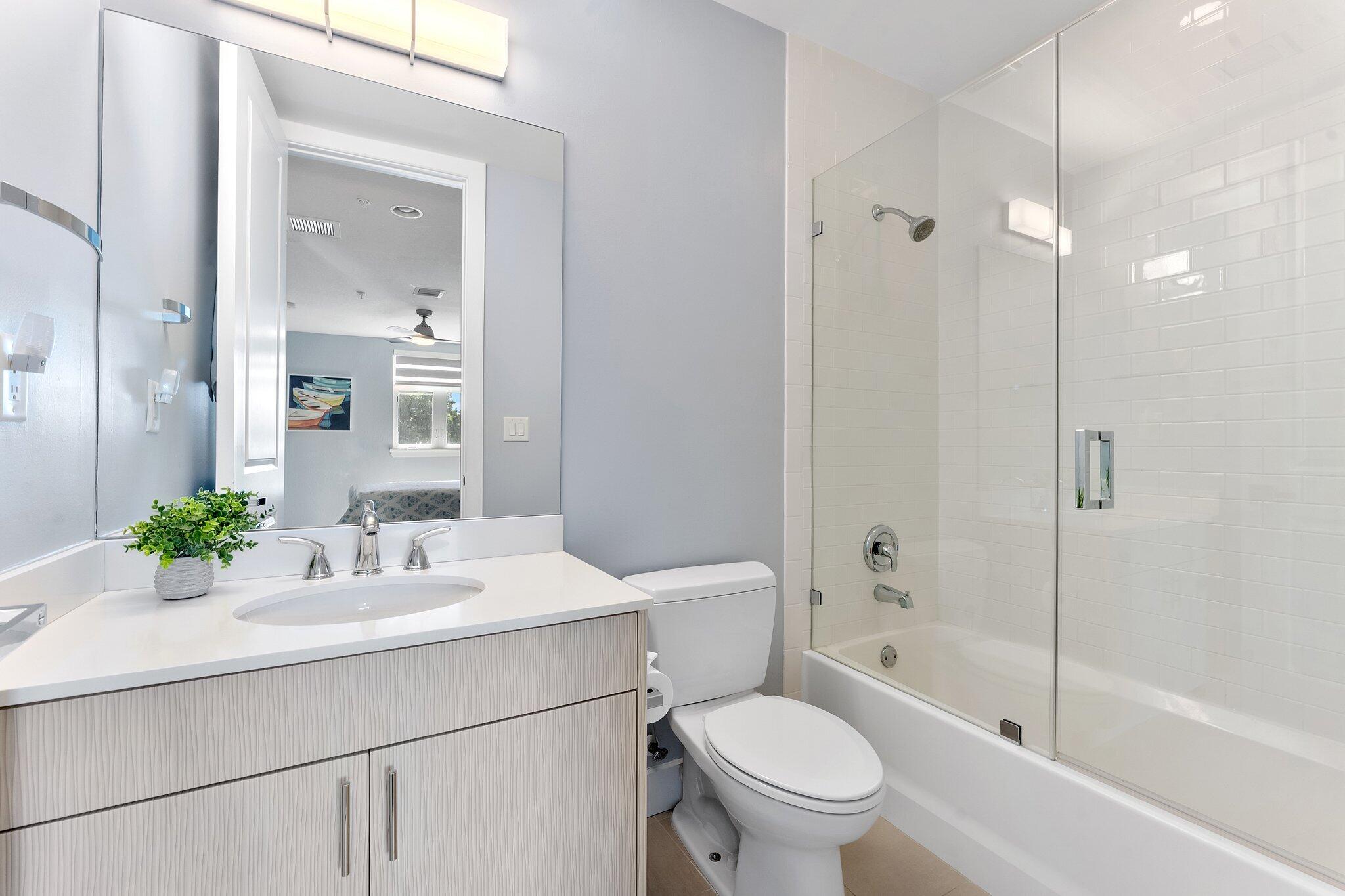 NURMI ISLES ISLAND NO 4 - Residential Lease