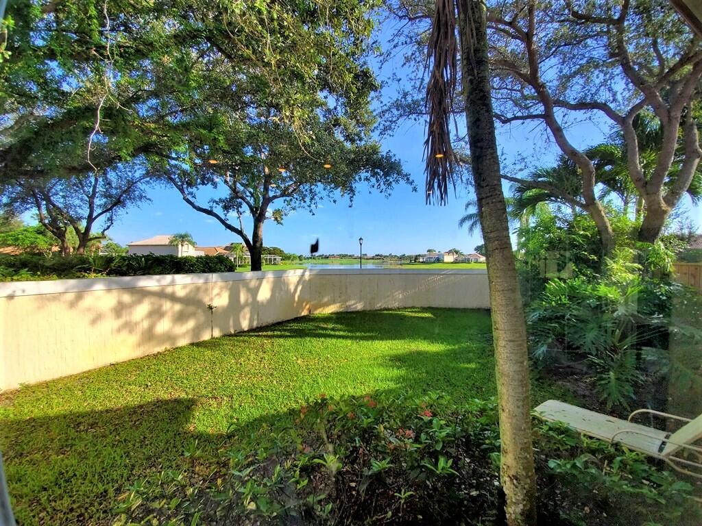 PGA RESORT COMMUNITY OF MONTEREY POINTE - Residential Lease