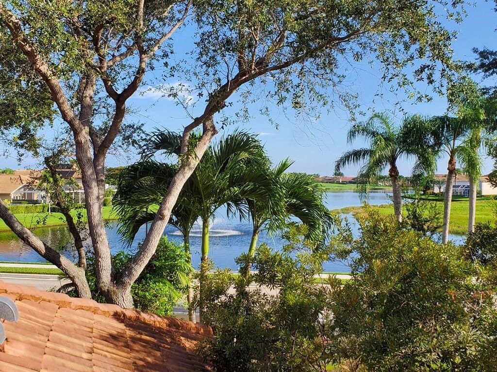 PGA RESORT COMMUNITY OF MONTEREY POINTE - Residential Lease