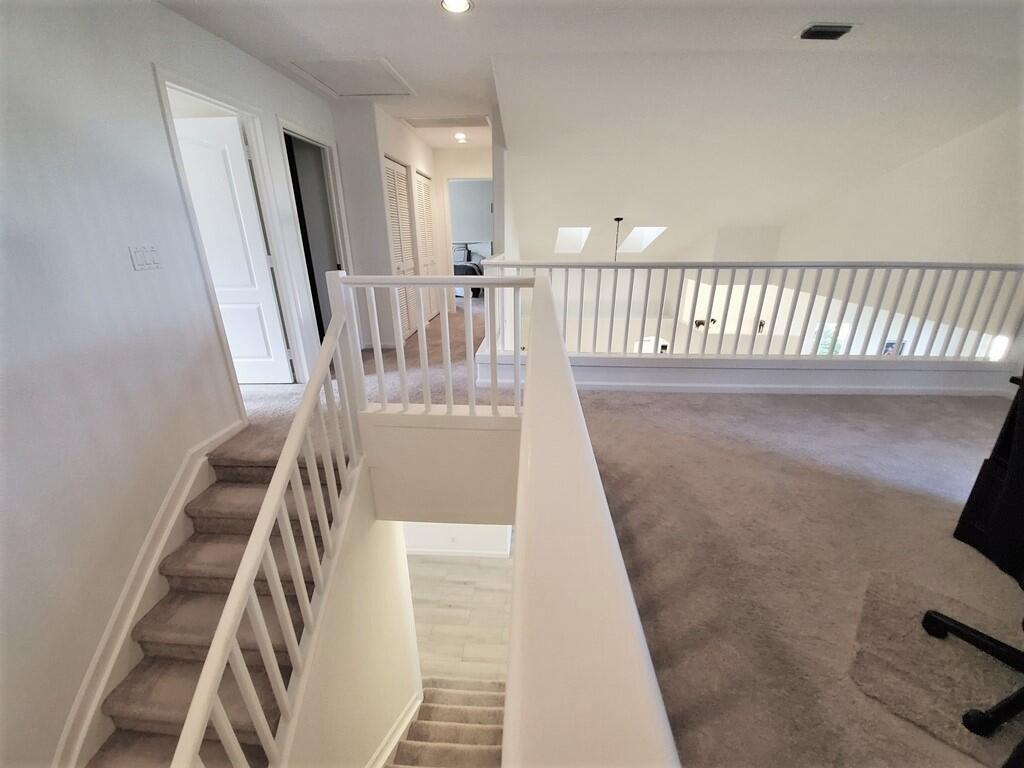 PGA RESORT COMMUNITY OF MONTEREY POINTE - Residential Lease