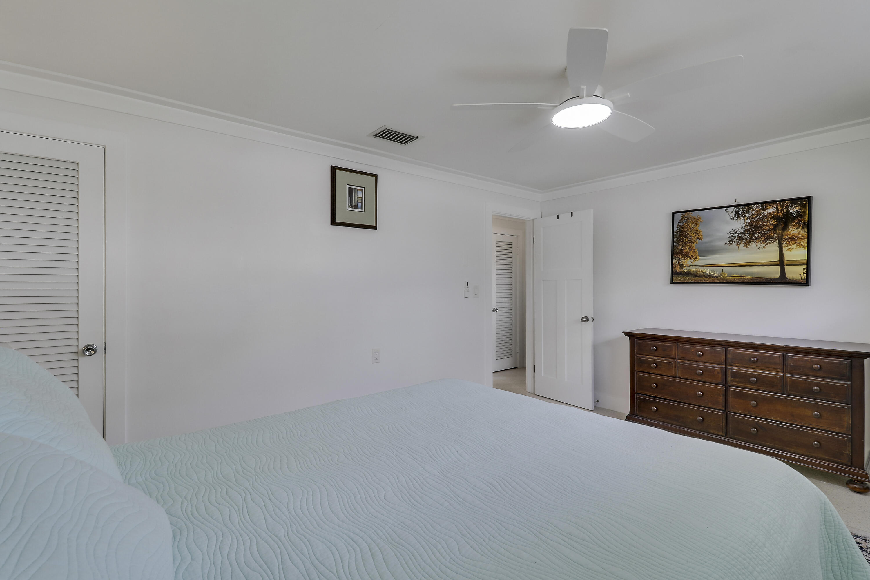 RIVERSIDE DRIVE PARK SEC A - Residential Lease