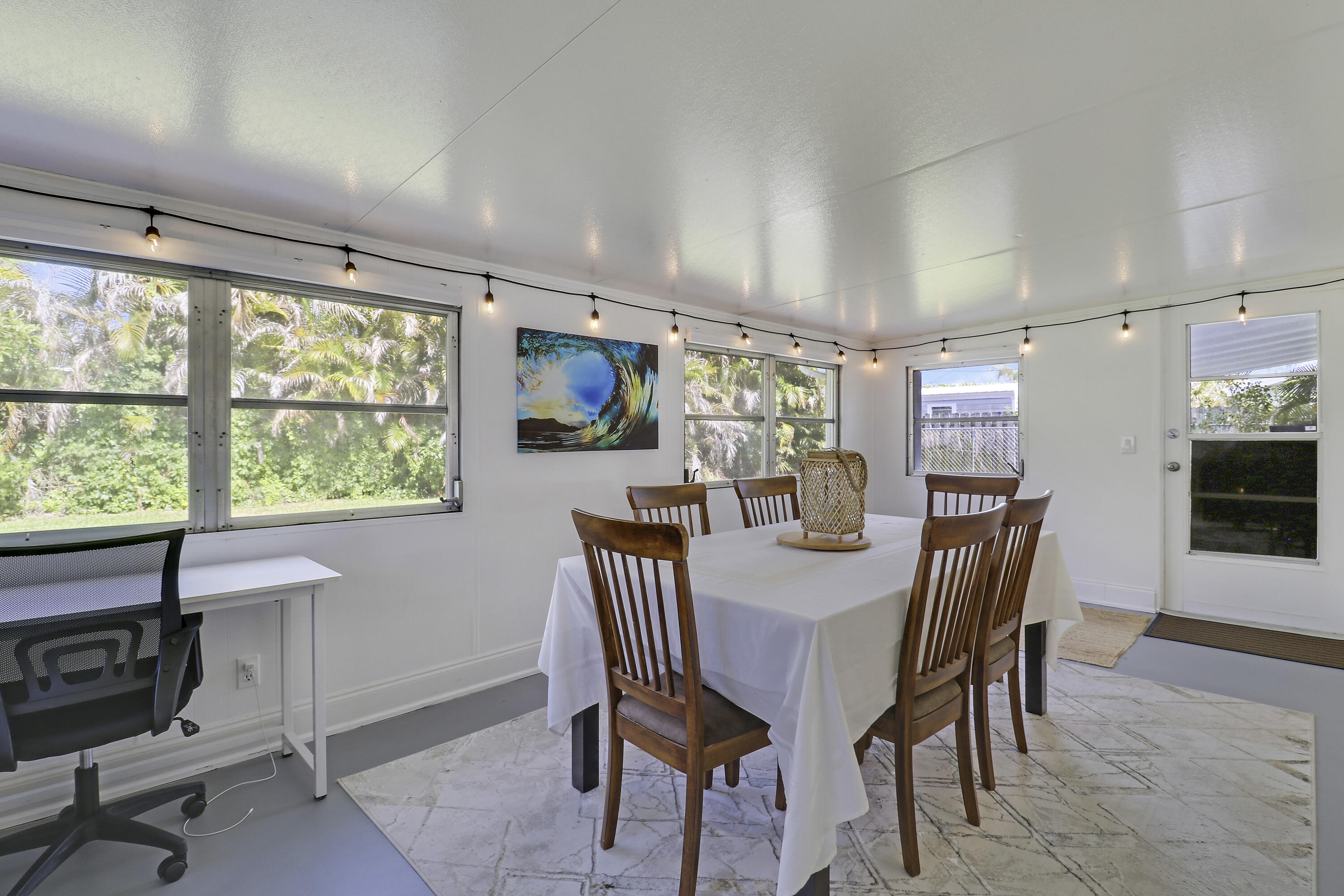 RIVERSIDE DRIVE PARK SEC A - Residential Lease