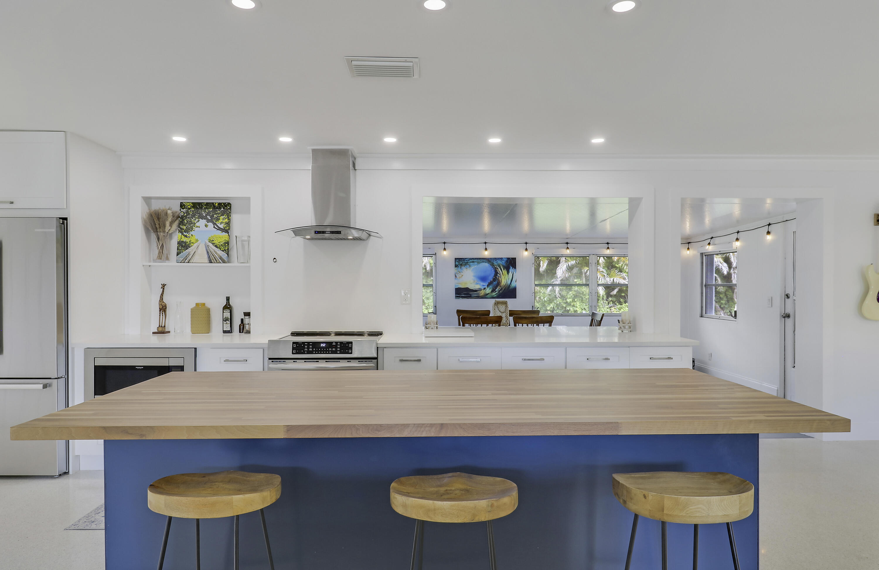 RIVERSIDE DRIVE PARK SEC A - Residential Lease