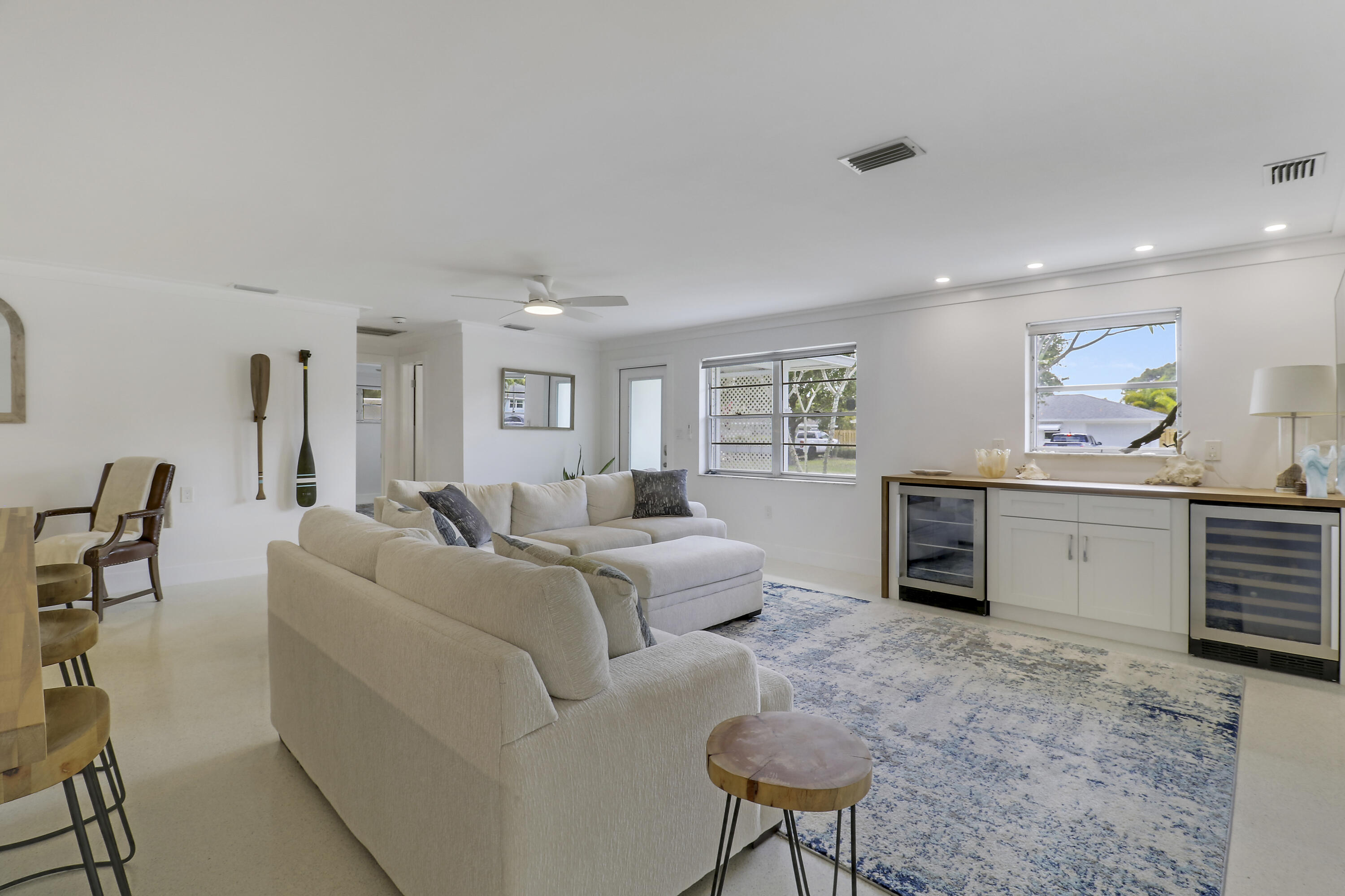 RIVERSIDE DRIVE PARK SEC A - Residential Lease