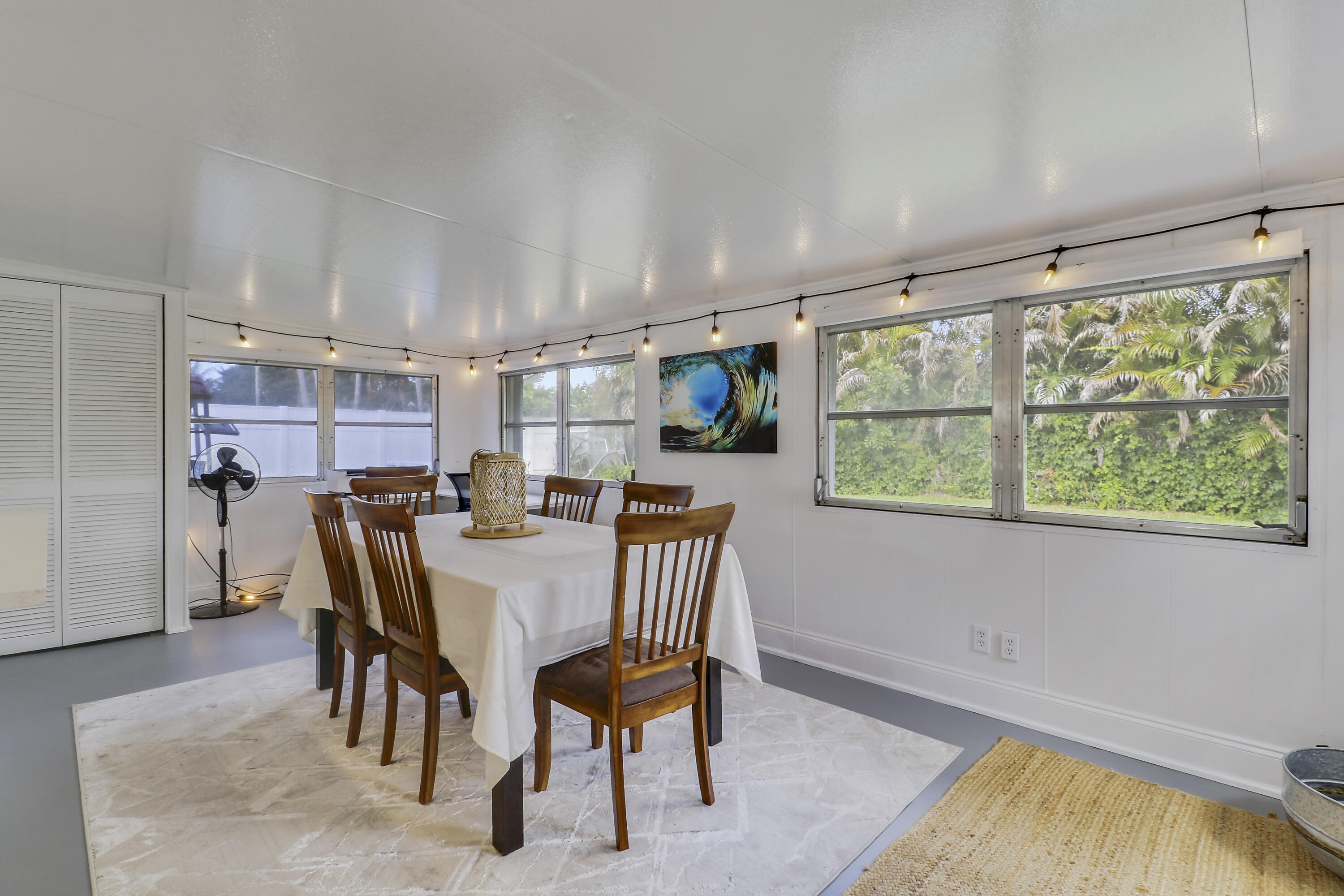RIVERSIDE DRIVE PARK SEC A - Residential Lease