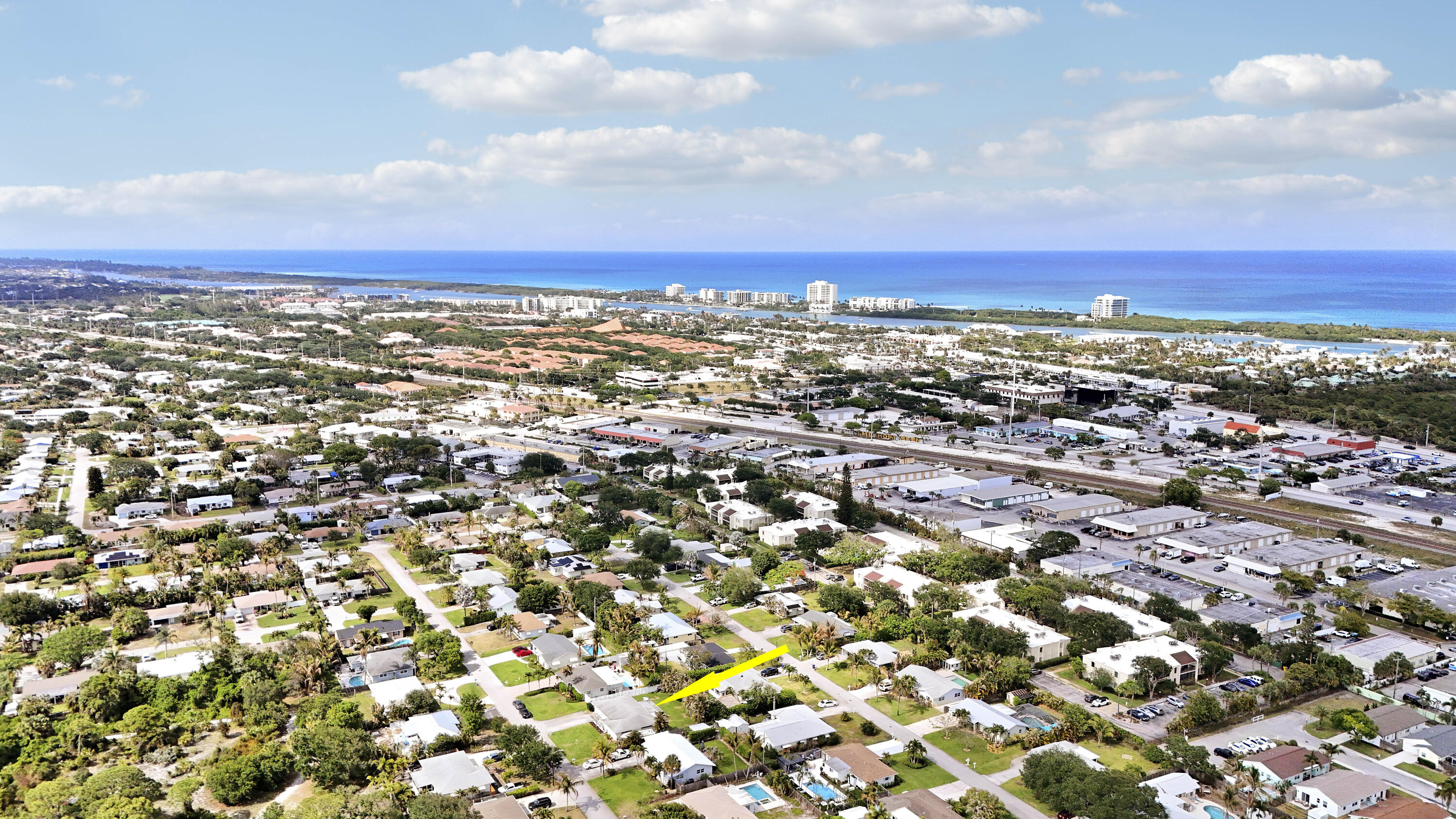 RIVERSIDE DRIVE PARK SEC A - Residential Lease