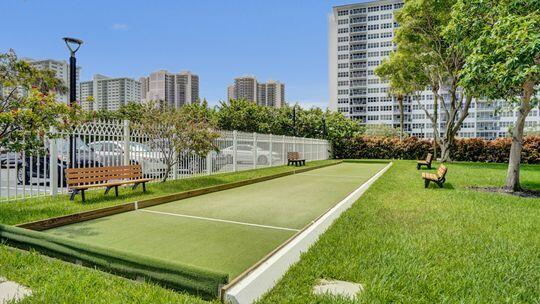 CORAL RIDGE TOWERS EAST CO-OP - Residential