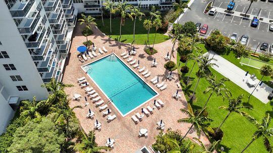 CORAL RIDGE TOWERS EAST CO-OP - Residential