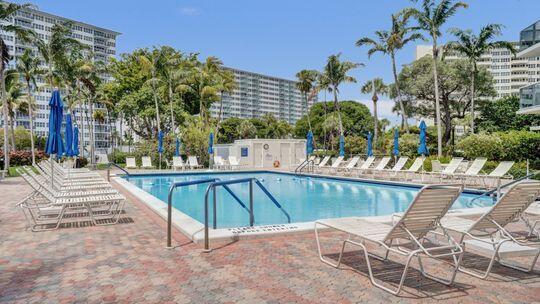 CORAL RIDGE TOWERS EAST CO-OP - Residential