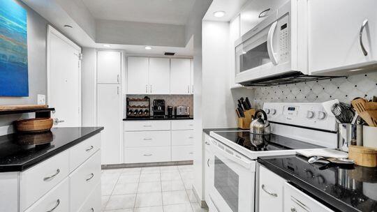 CORAL RIDGE TOWERS EAST CO-OP - Residential