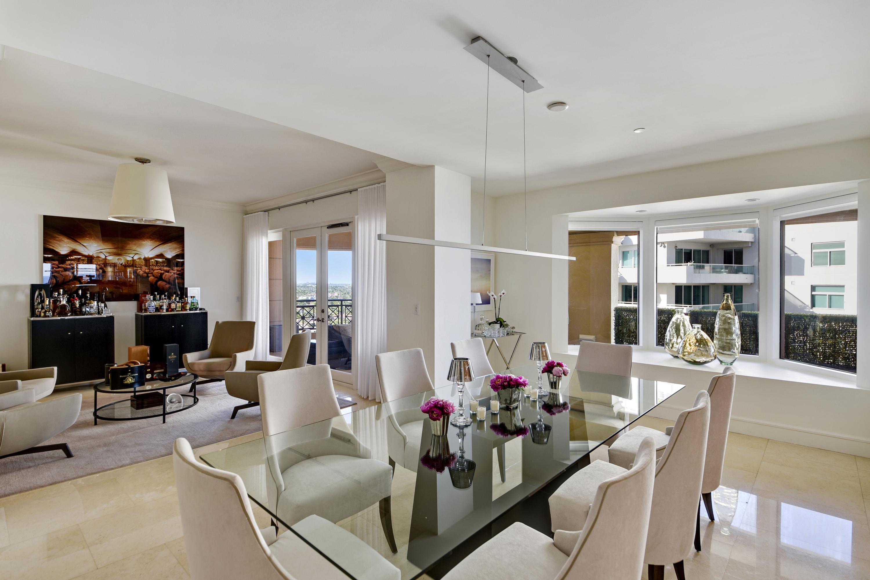Luxuria - Residential
