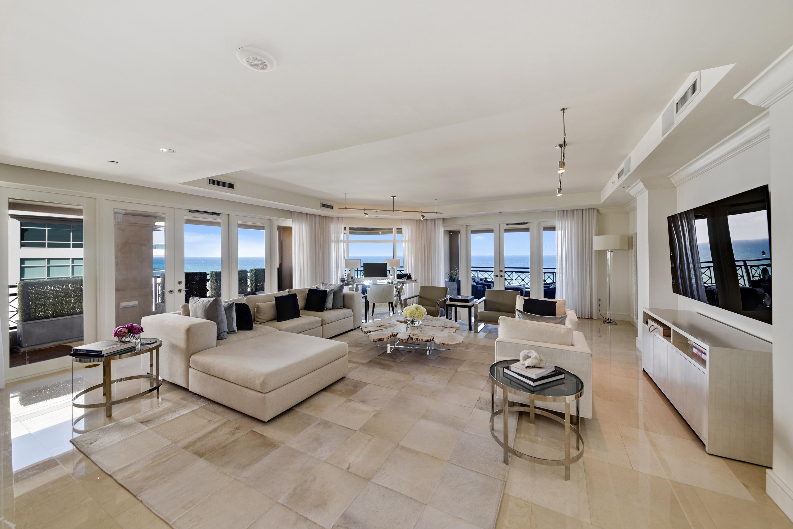 Luxuria - Residential