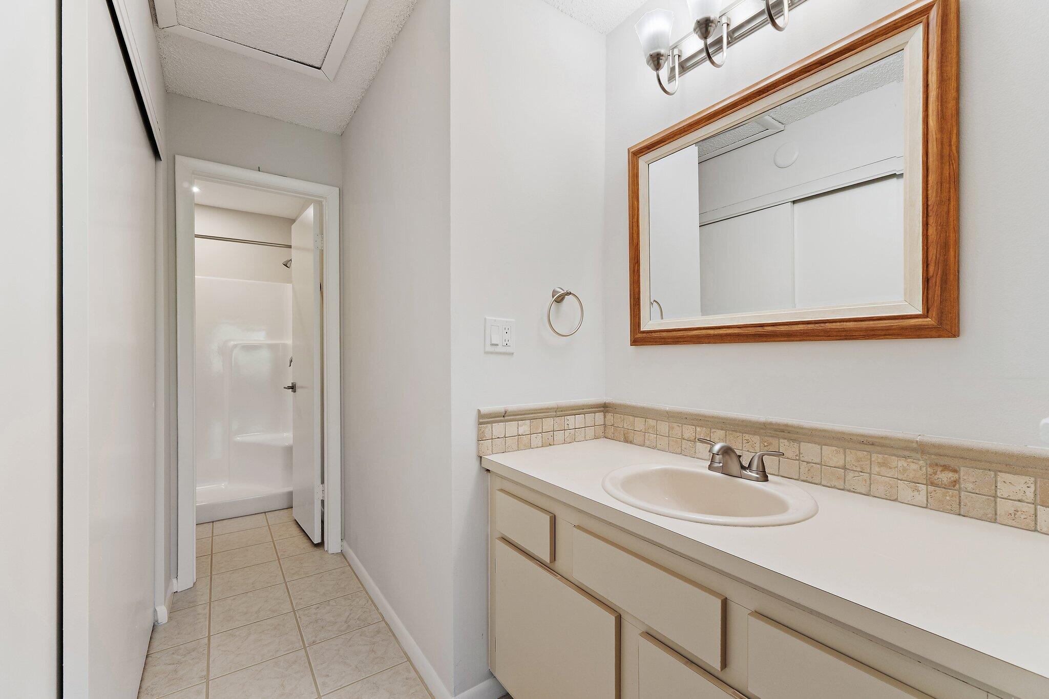 CHASEWOOD OF JUPITER - Residential Lease
