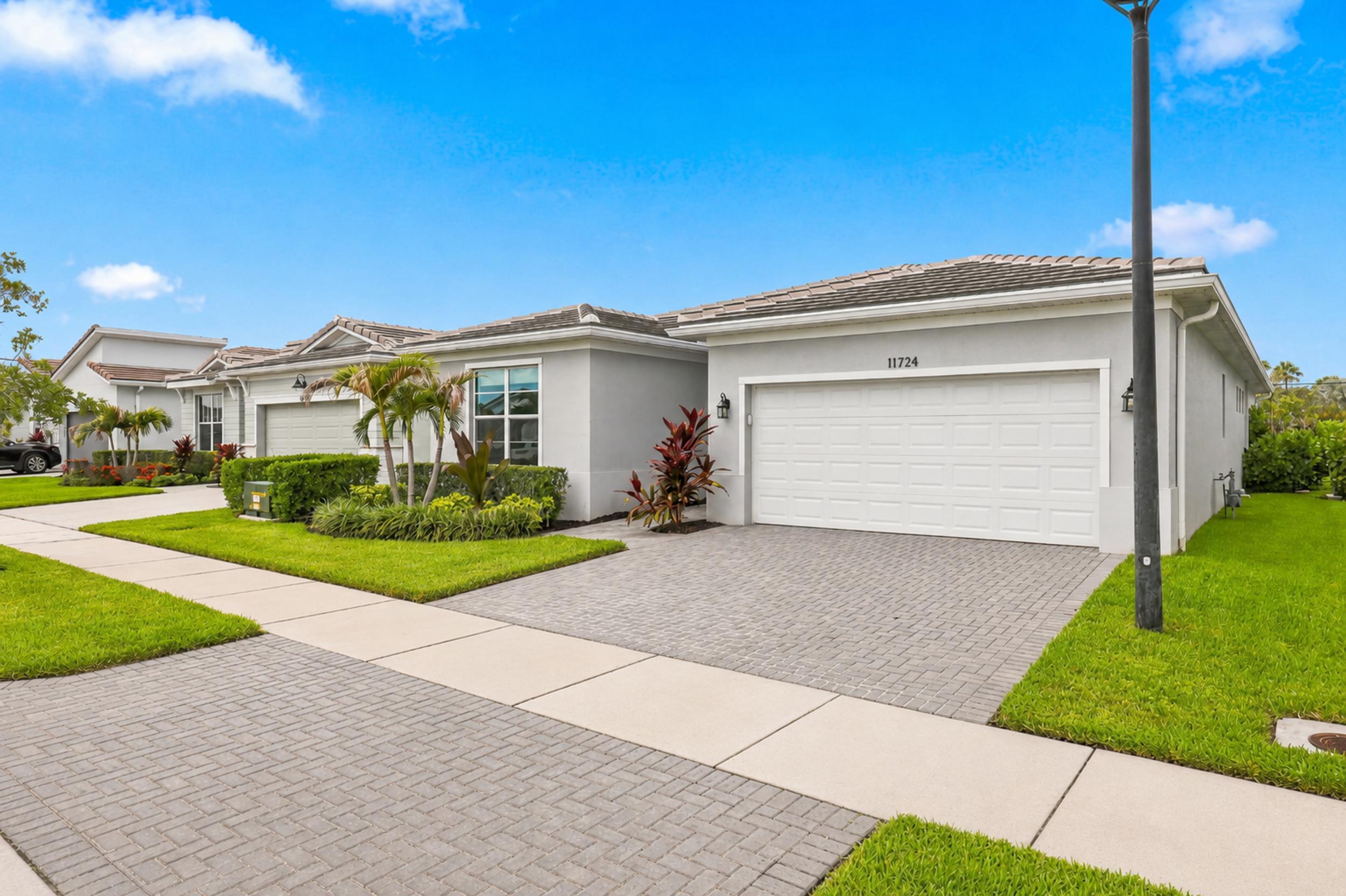 TELARO AT SOUTHERN GROVE PLAT 2 - Residential Lease