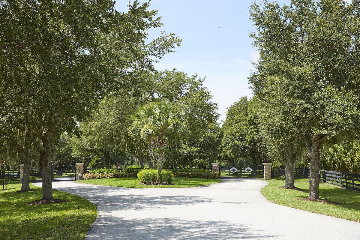 MARTIN COUNTY RANCH COMMUNITY - Land