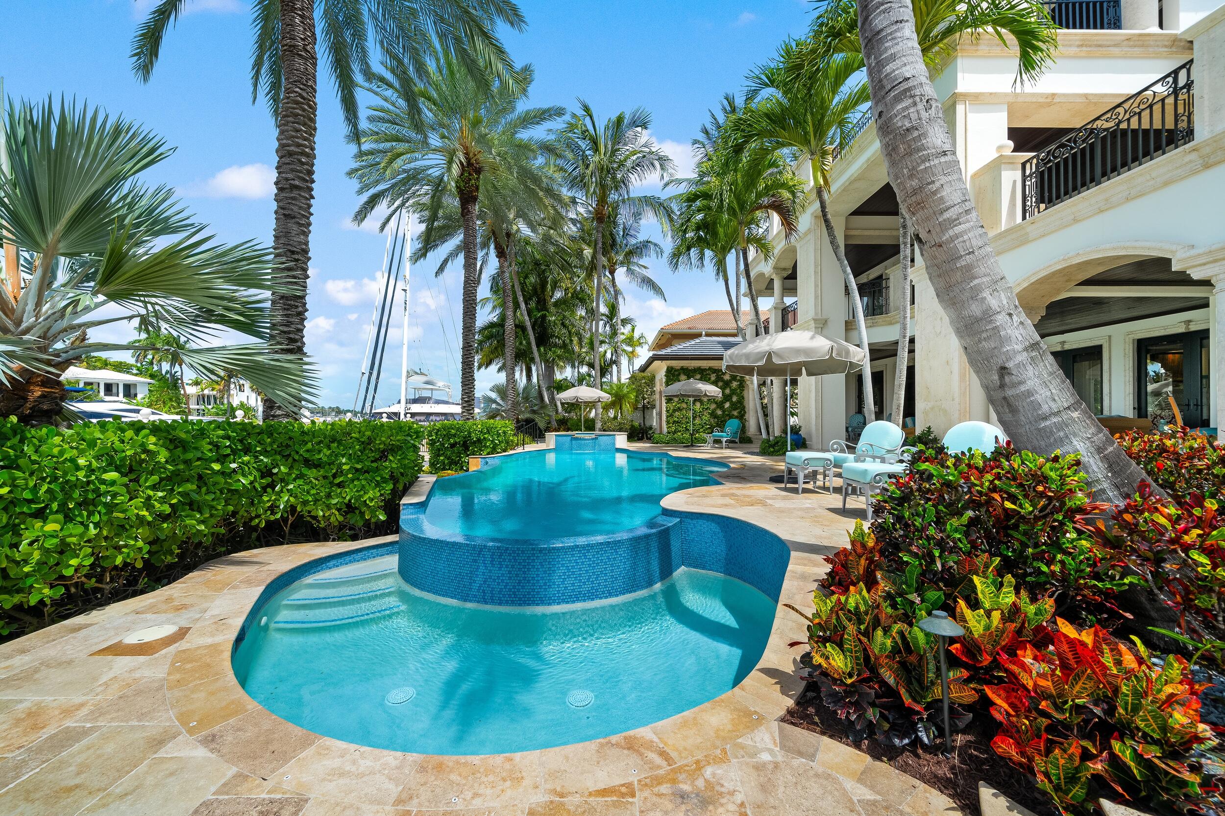 DEL LAGO ISLE - Residential