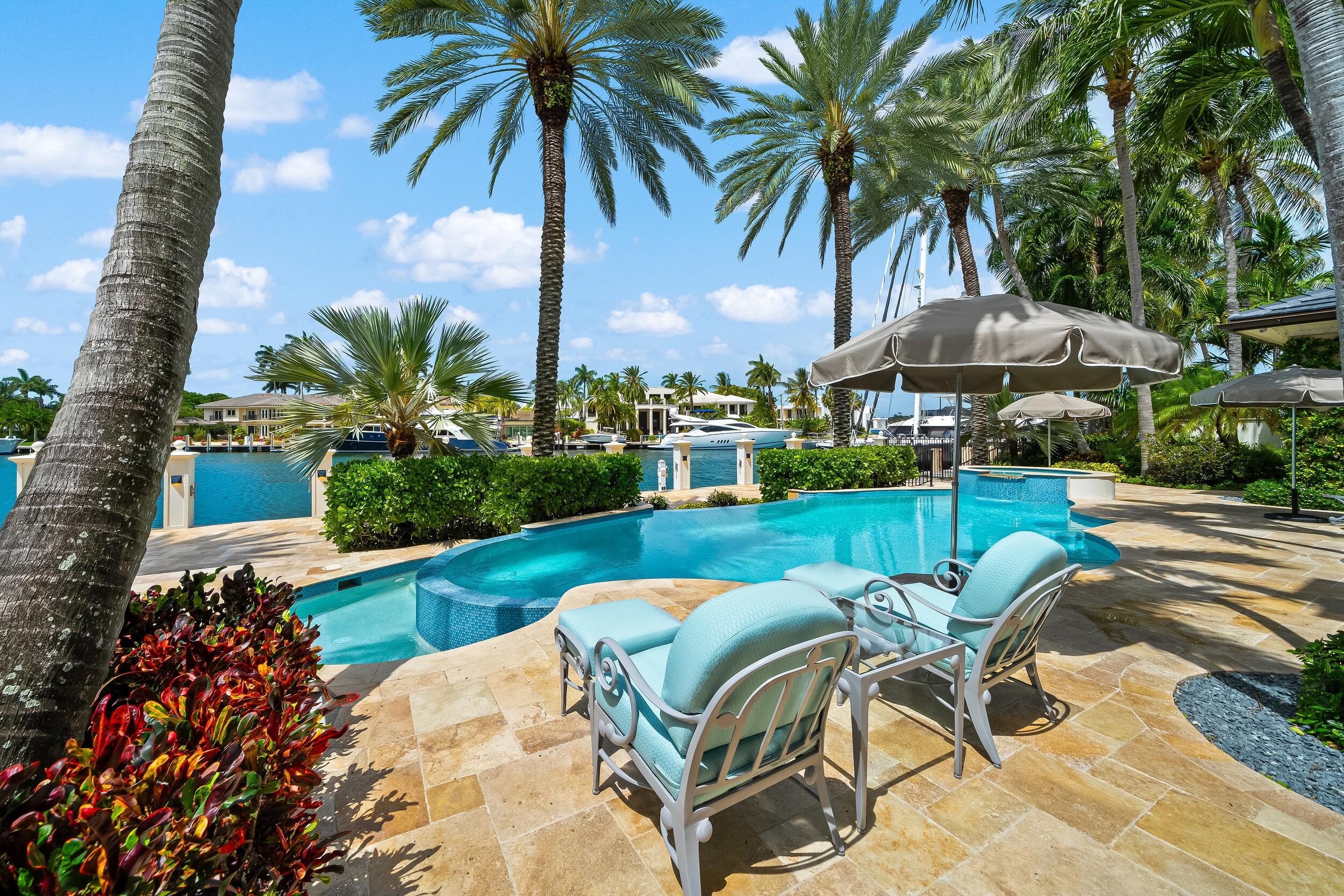 DEL LAGO ISLE - Residential