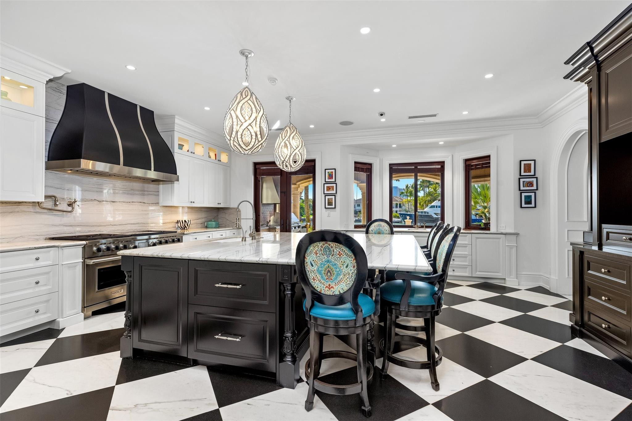 DEL LAGO ISLE - Residential