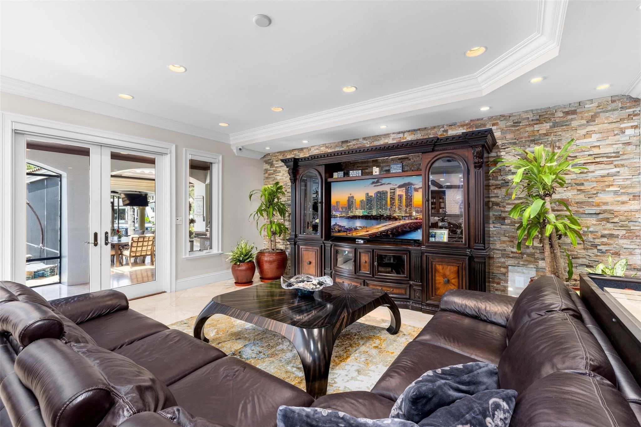 LAUDERDALE ISLE AMEN PLAT - Residential