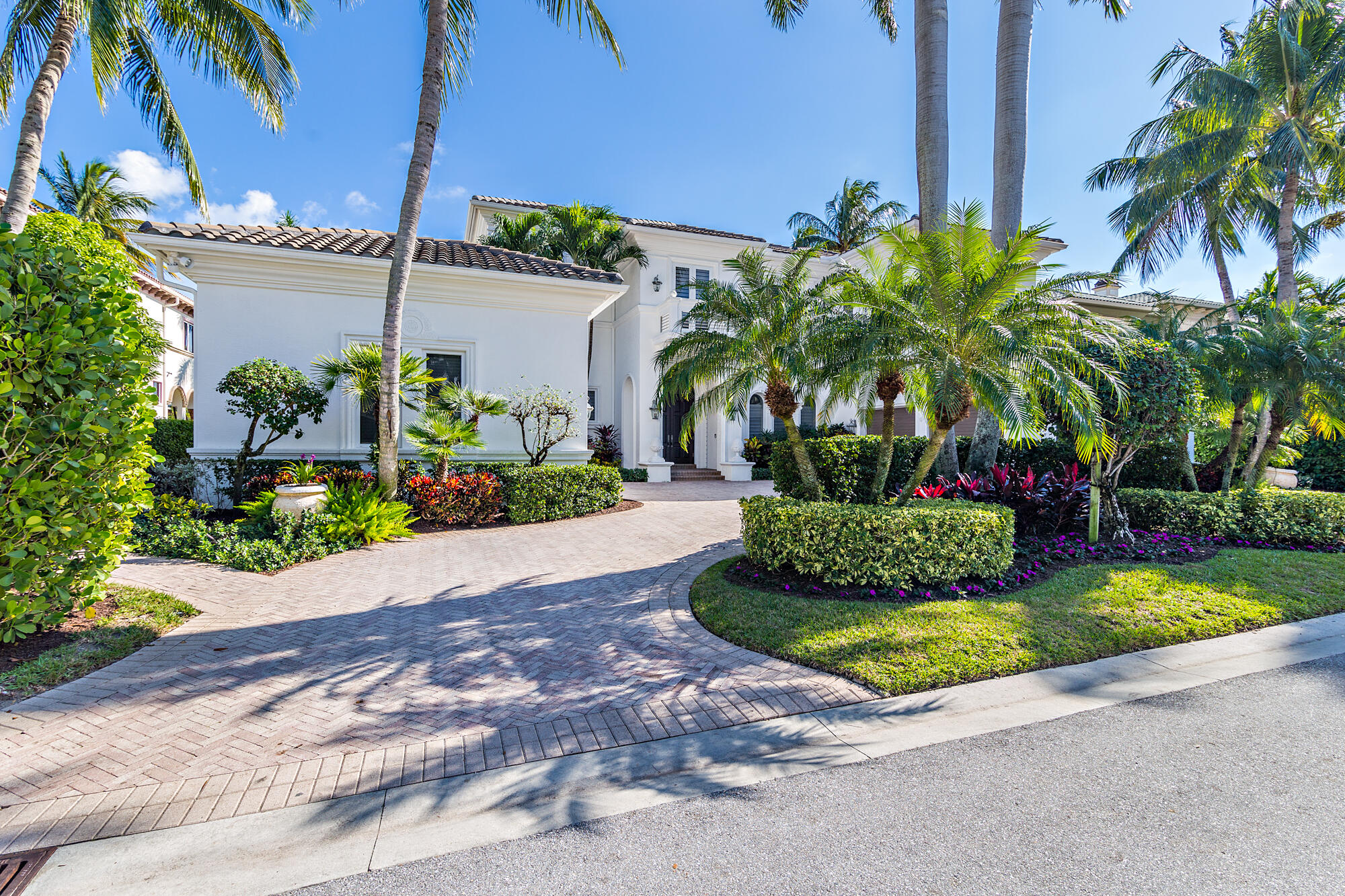 HARBOUR ISLES - Residential
