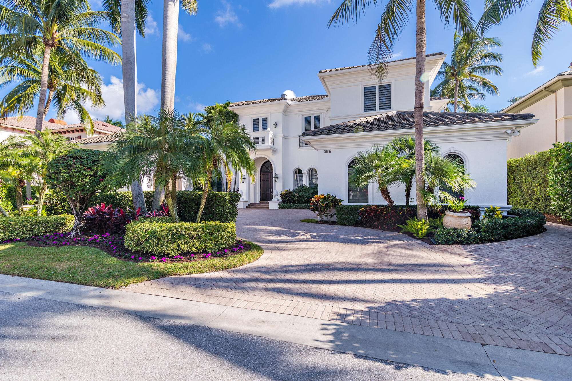 HARBOUR ISLES - Residential