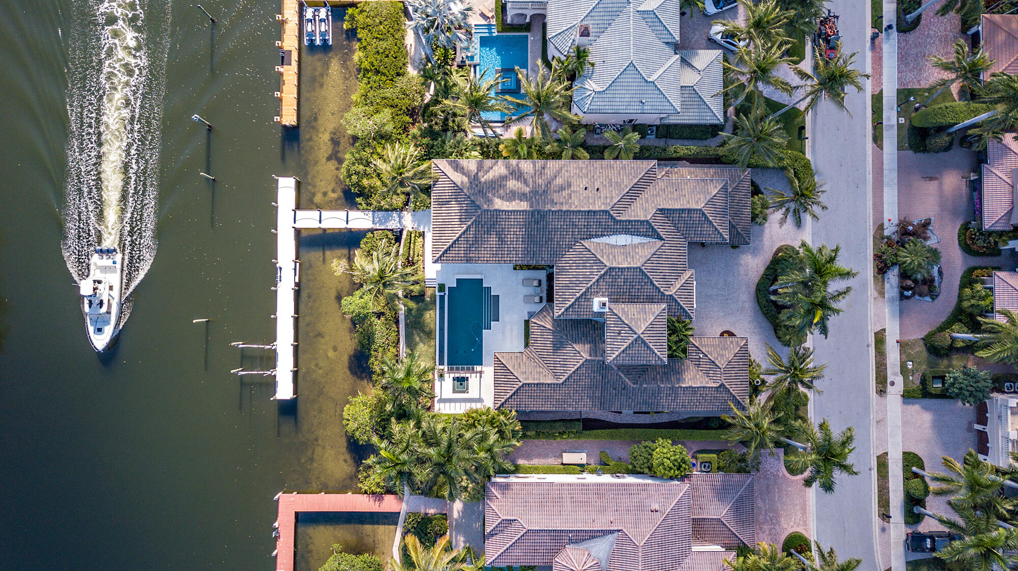 HARBOUR ISLES - Residential