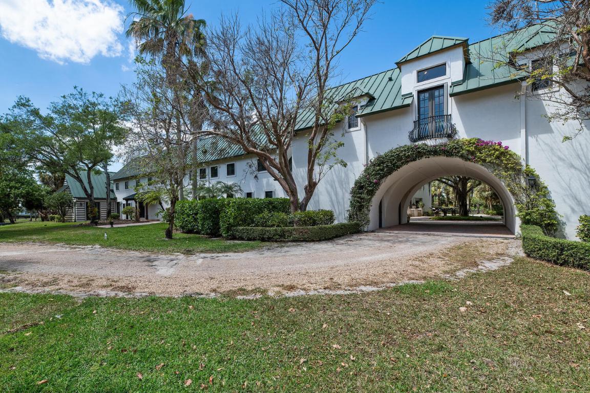 Palm Glade Ranches - South Shore -  S of Lake Wort - Residential