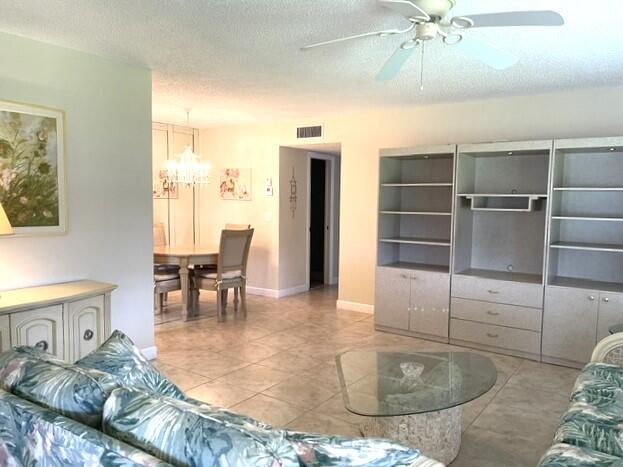 HIGH POINT OF DELRAY SEC 5 CONDO - Residential Lease