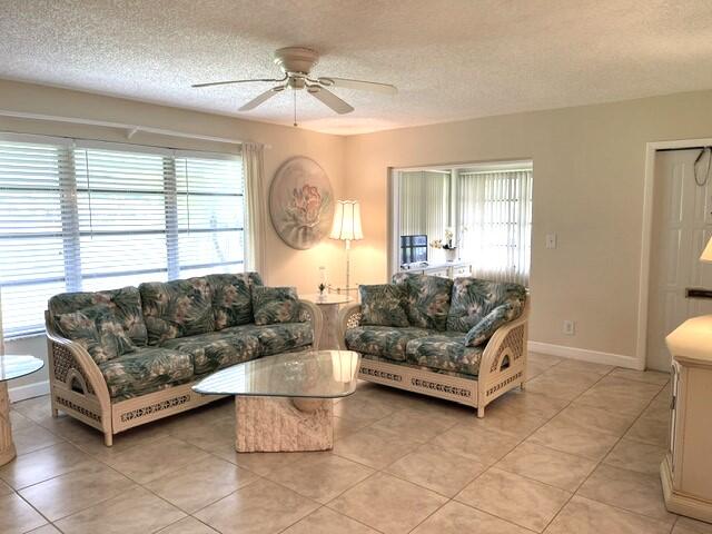 HIGH POINT OF DELRAY SEC 5 CONDO - Residential Lease