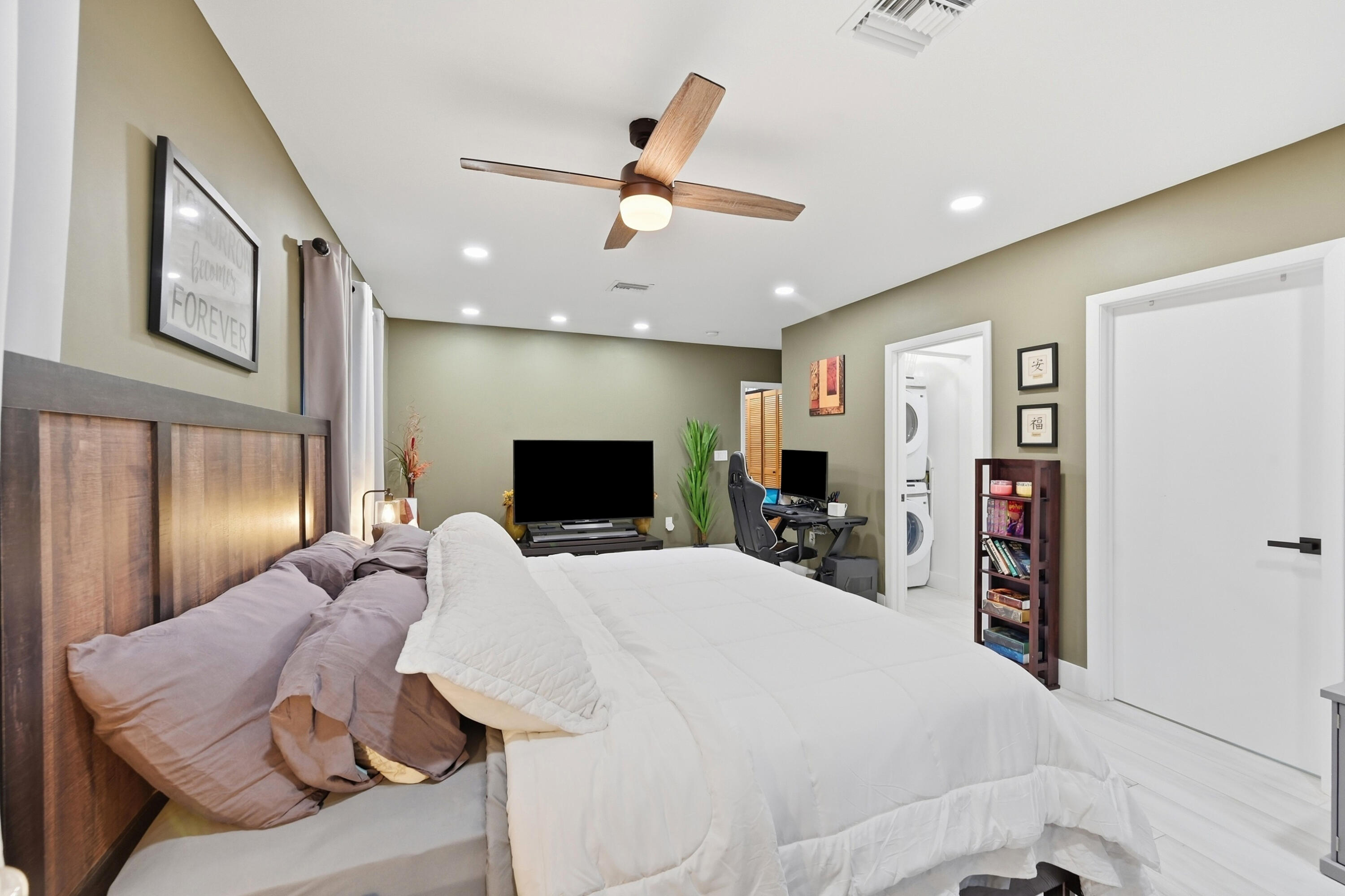 NORWOOD - Residential