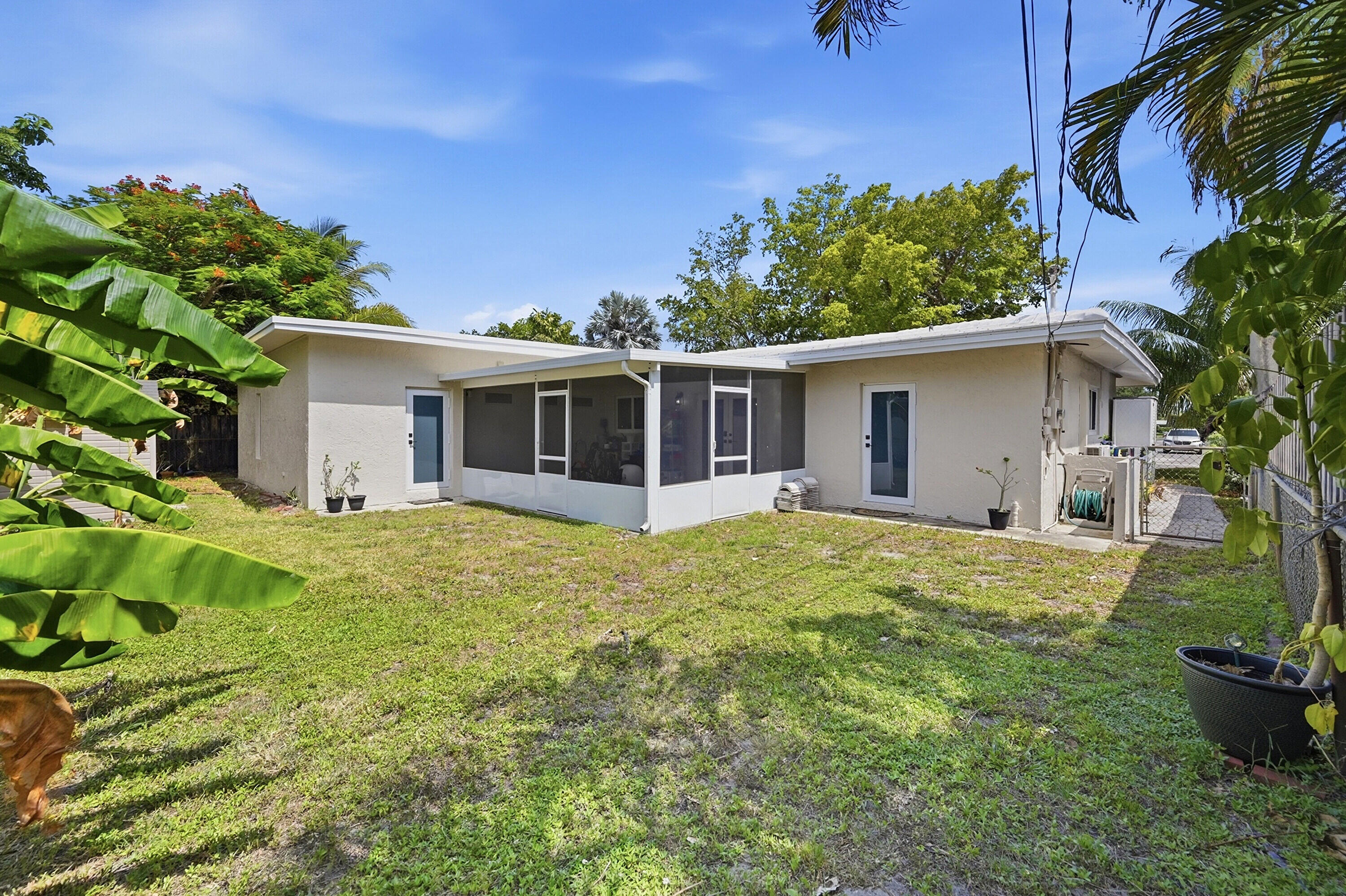 NORWOOD - Residential