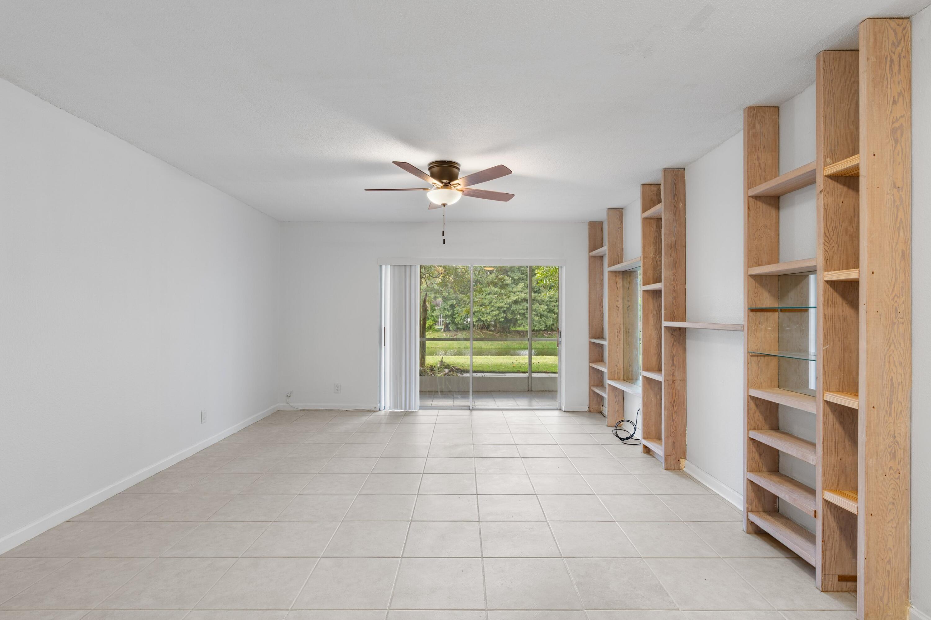 TRAILS END VILLAS INC - Residential Lease