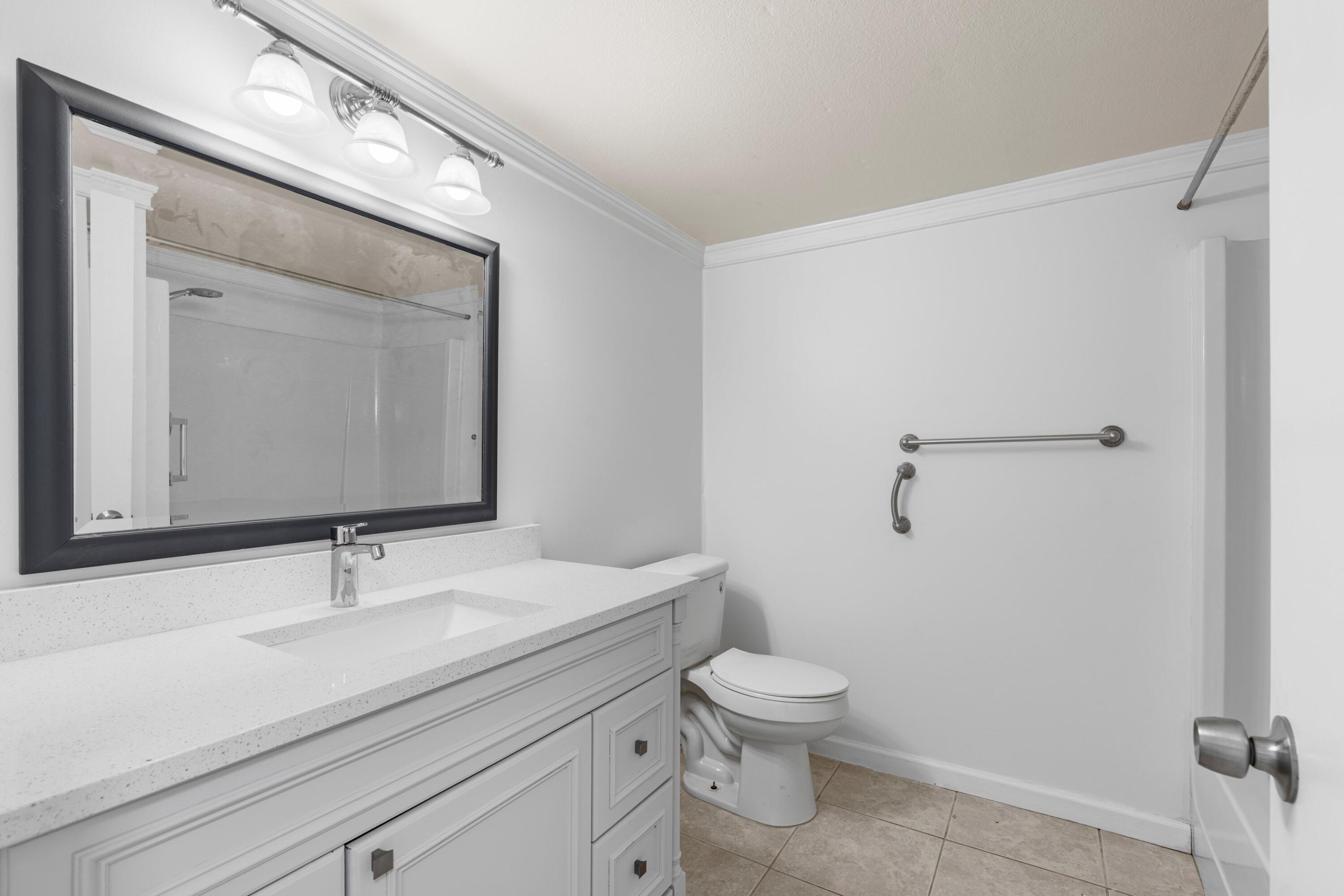 TRAILS END VILLAS INC - Residential Lease