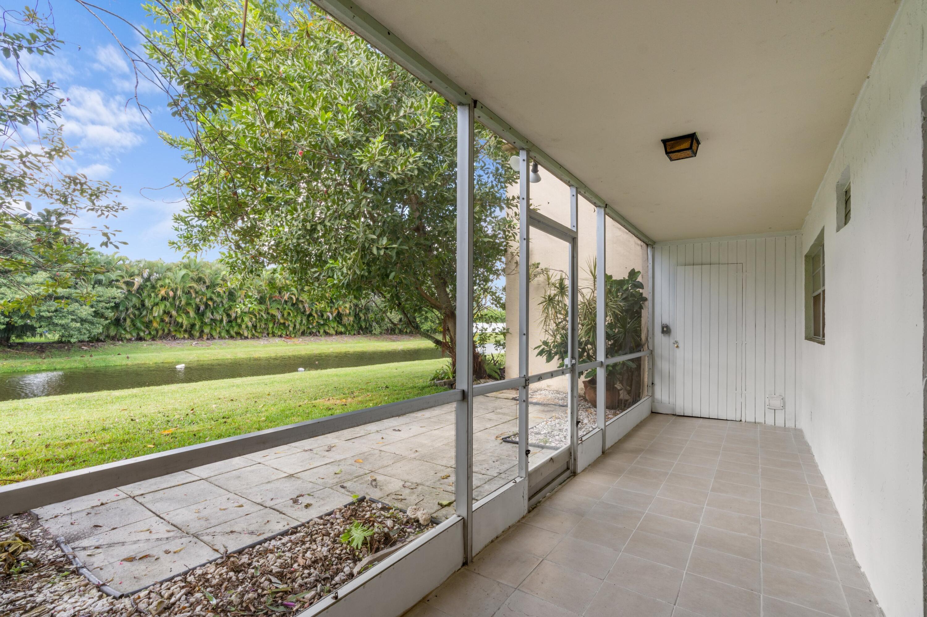TRAILS END VILLAS INC - Residential Lease