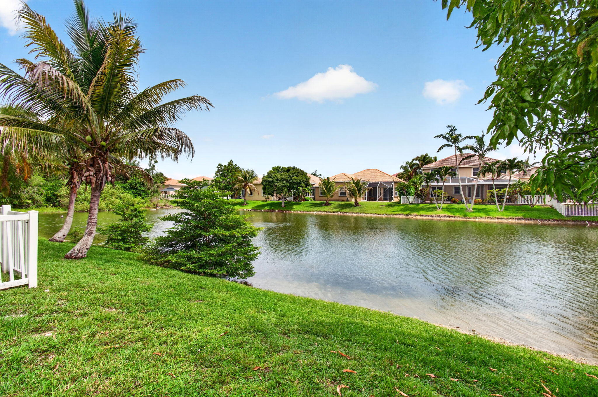 WESTCHESTER LAKES 155-47 - Residential