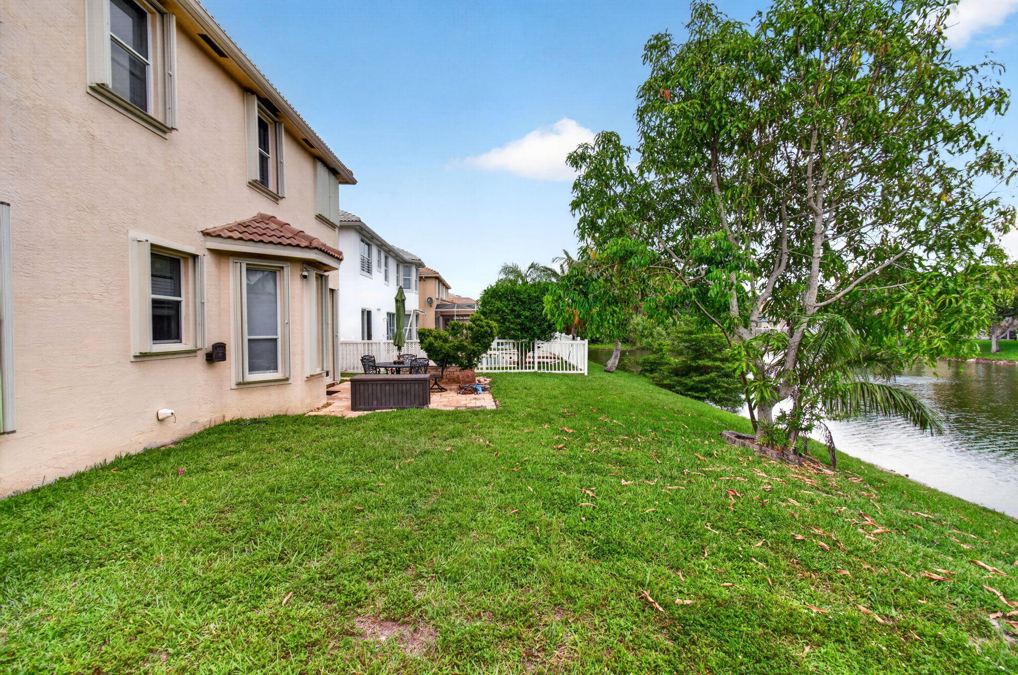 WESTCHESTER LAKES 155-47 - Residential