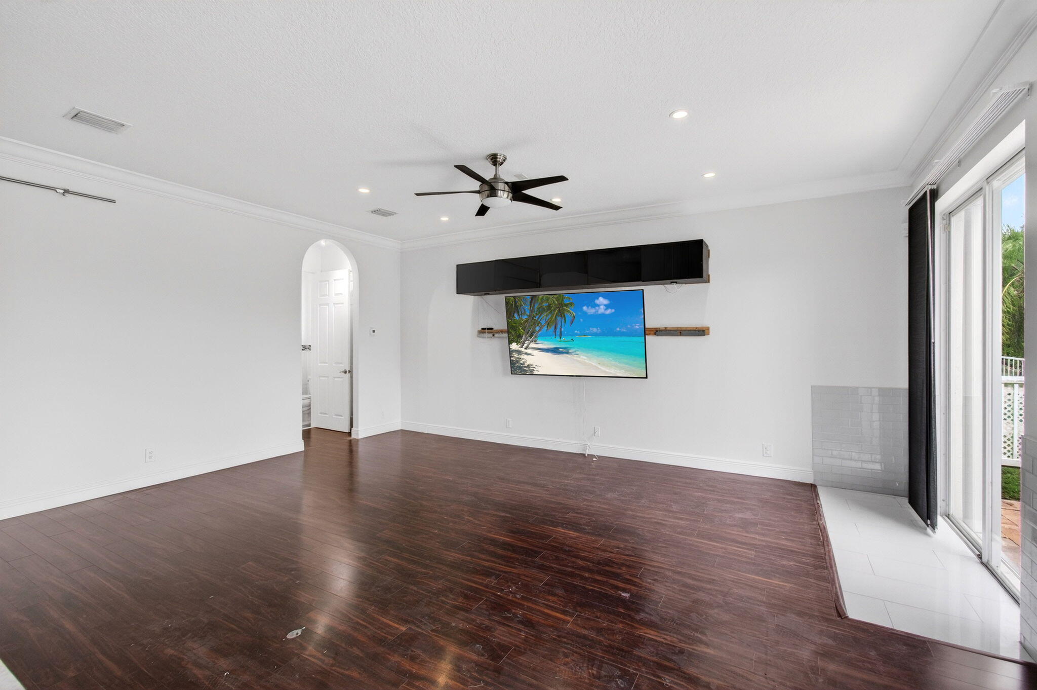 WESTCHESTER LAKES 155-47 - Residential