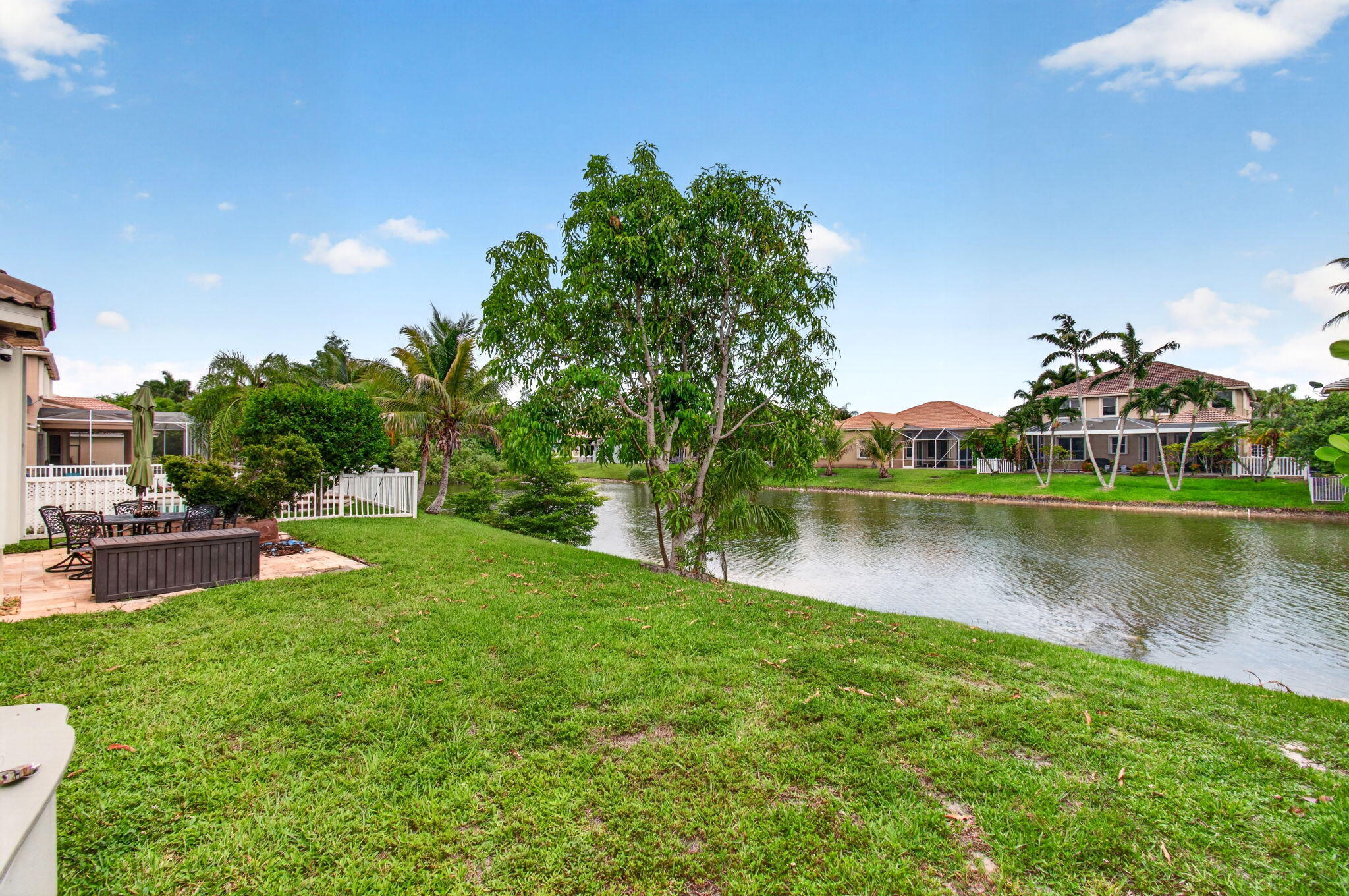 WESTCHESTER LAKES 155-47 - Residential