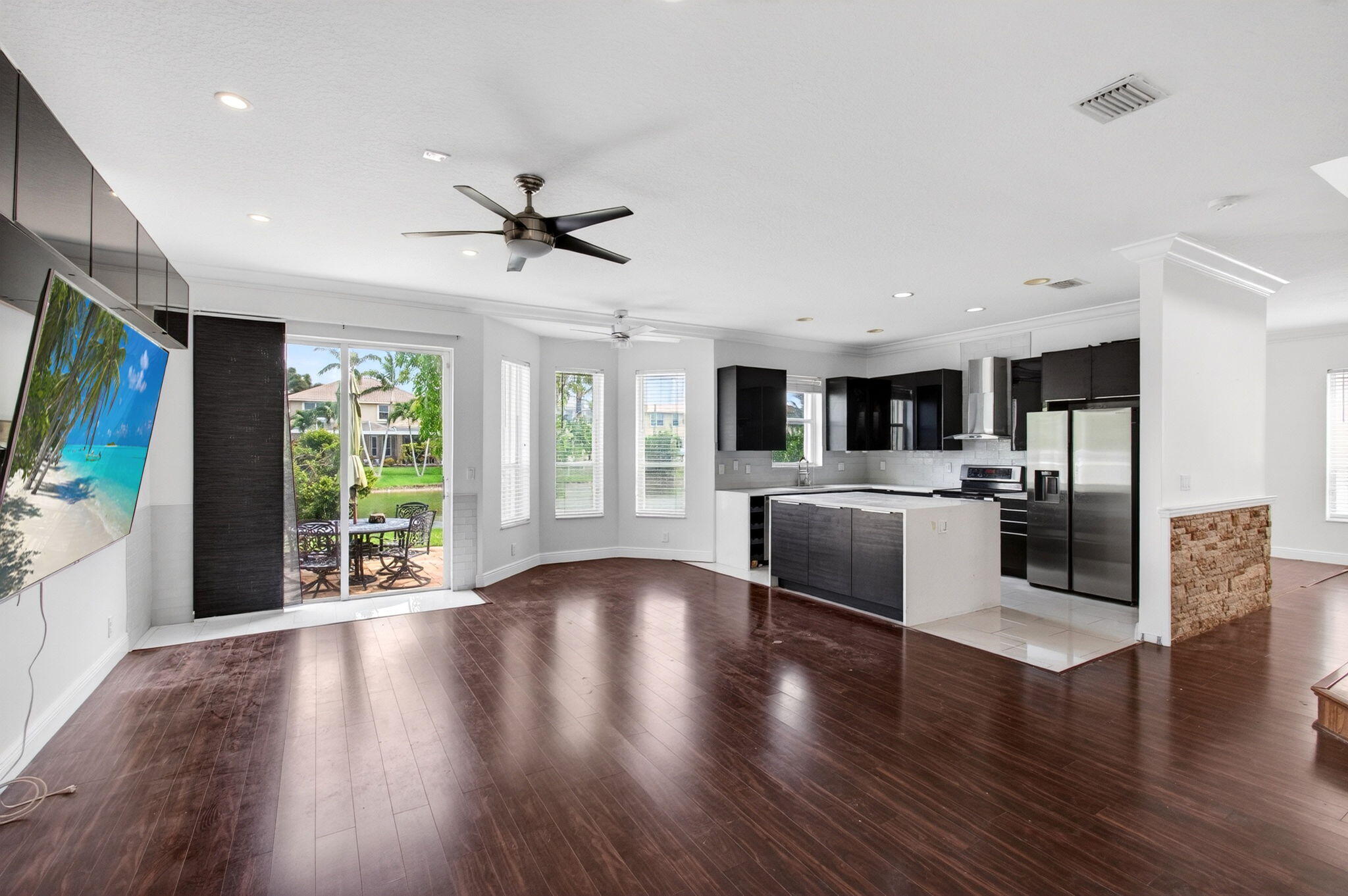 WESTCHESTER LAKES 155-47 - Residential