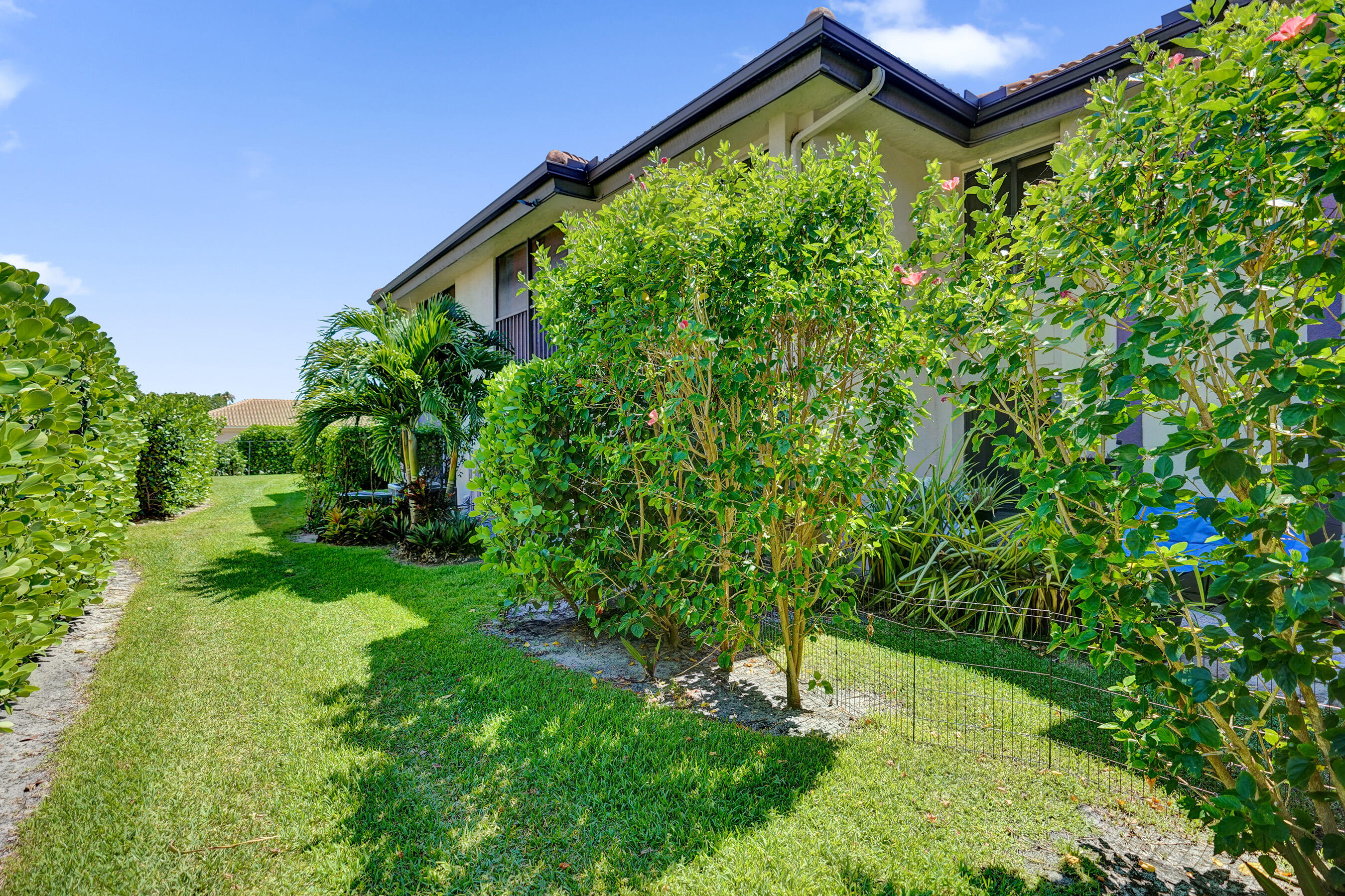 SAN REMO GOLF & TENNIS CLUB CONDO - Residential