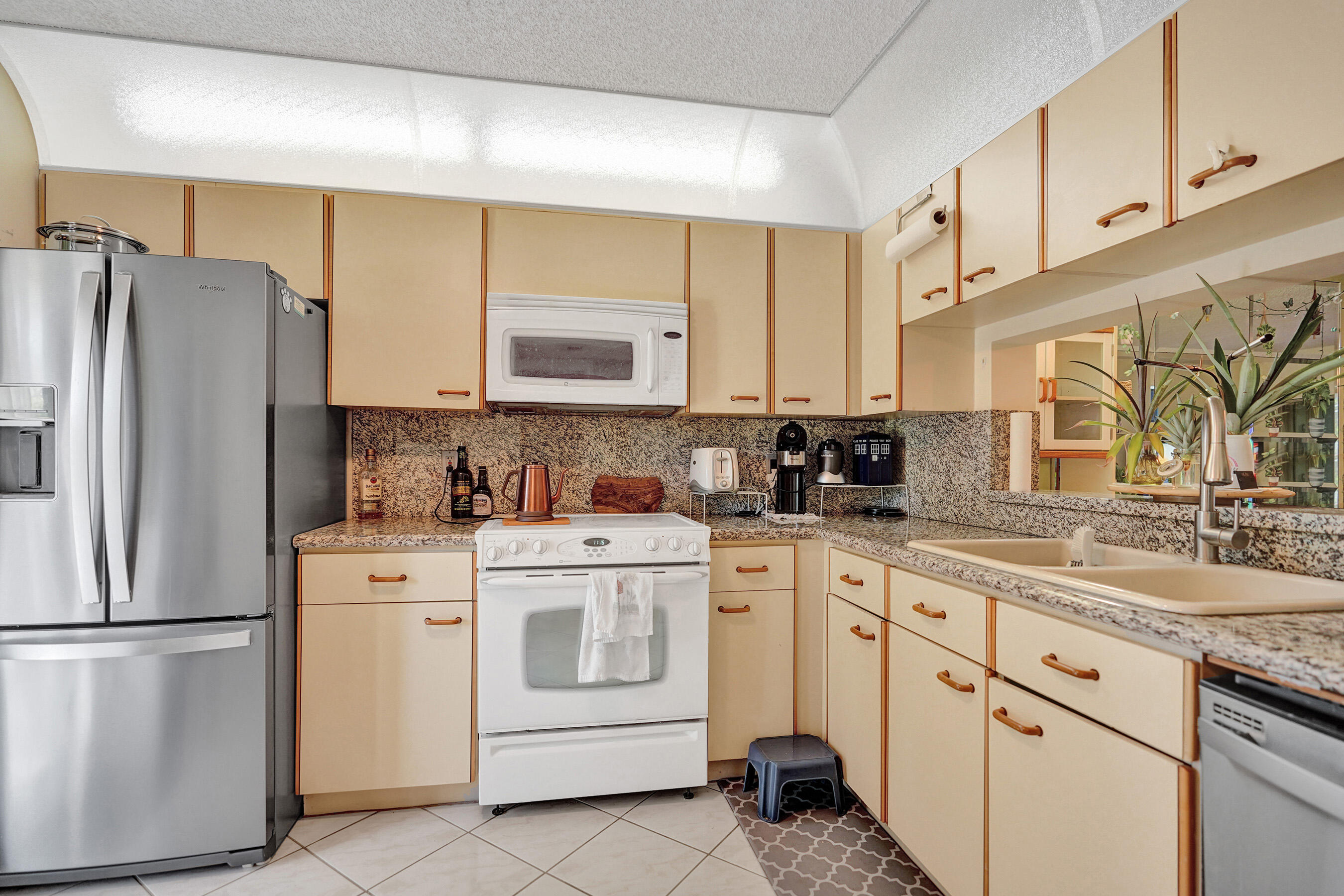 SAN REMO GOLF & TENNIS CLUB CONDO - Residential