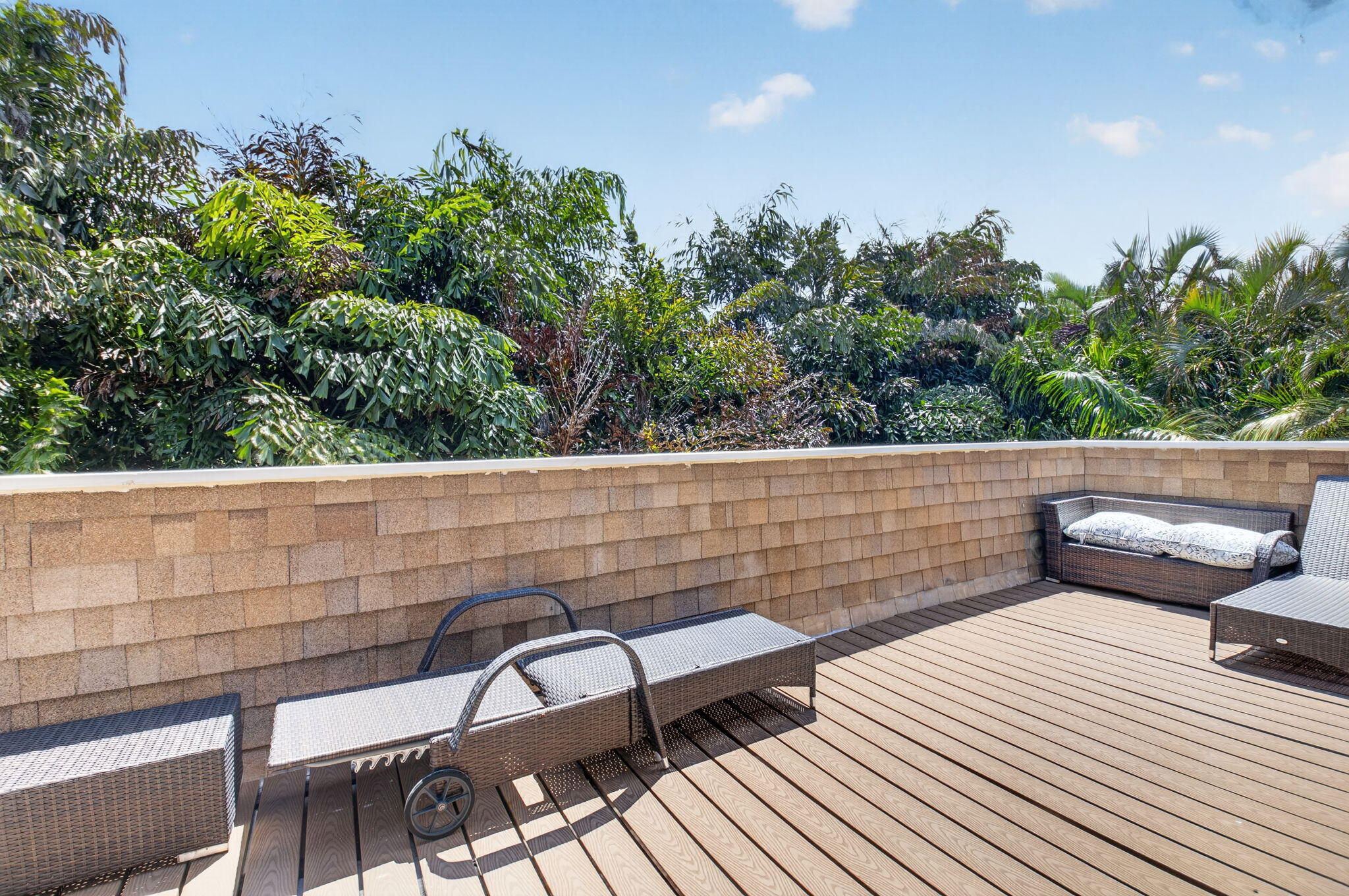 TALBOT HOUSE III CONDO - Residential Lease