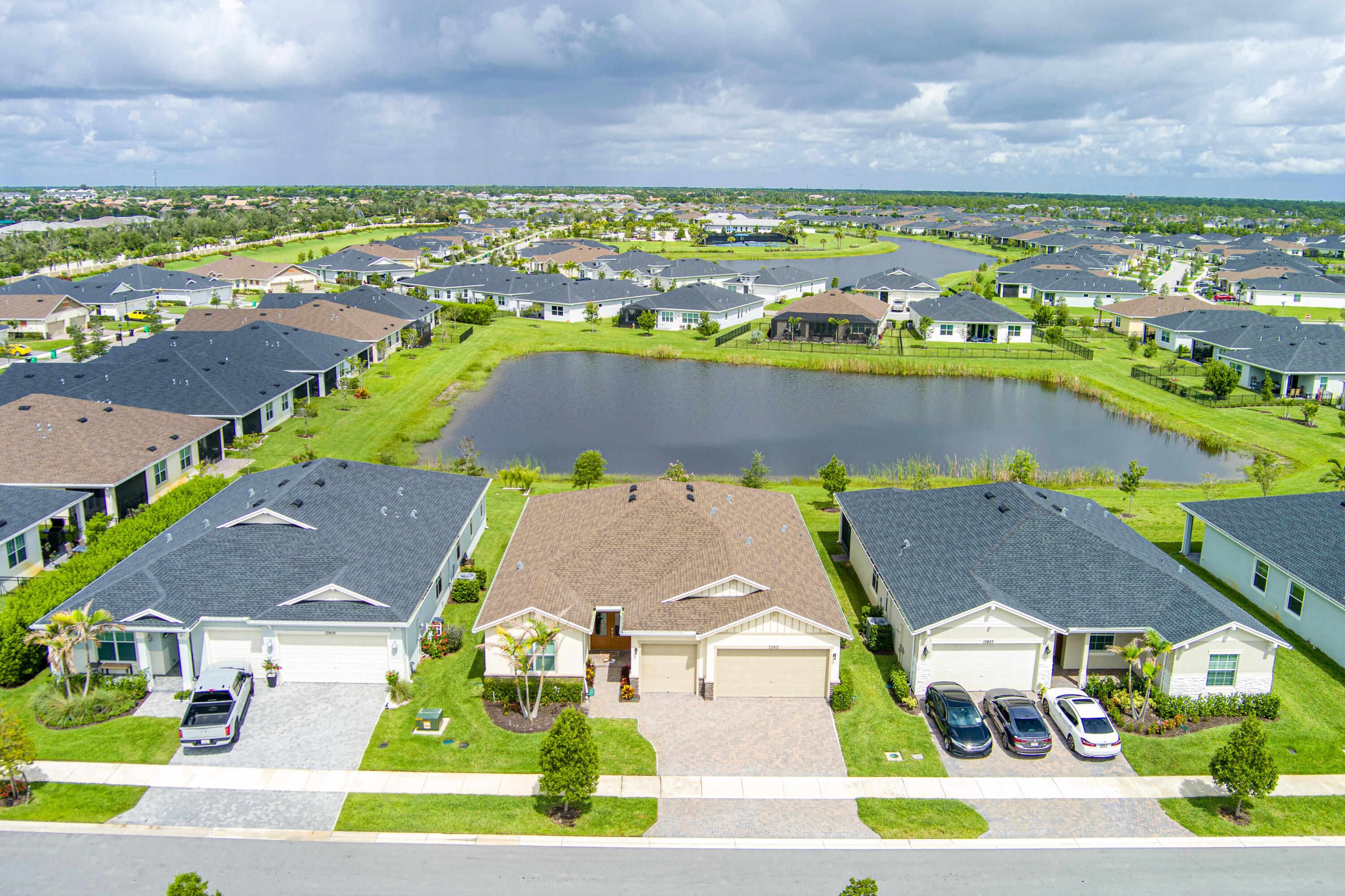 REPLAT OF VERANDA PRESERVE EAST - Residential
