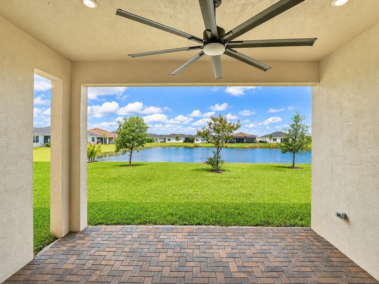 REPLAT OF VERANDA PRESERVE EAST - Residential
